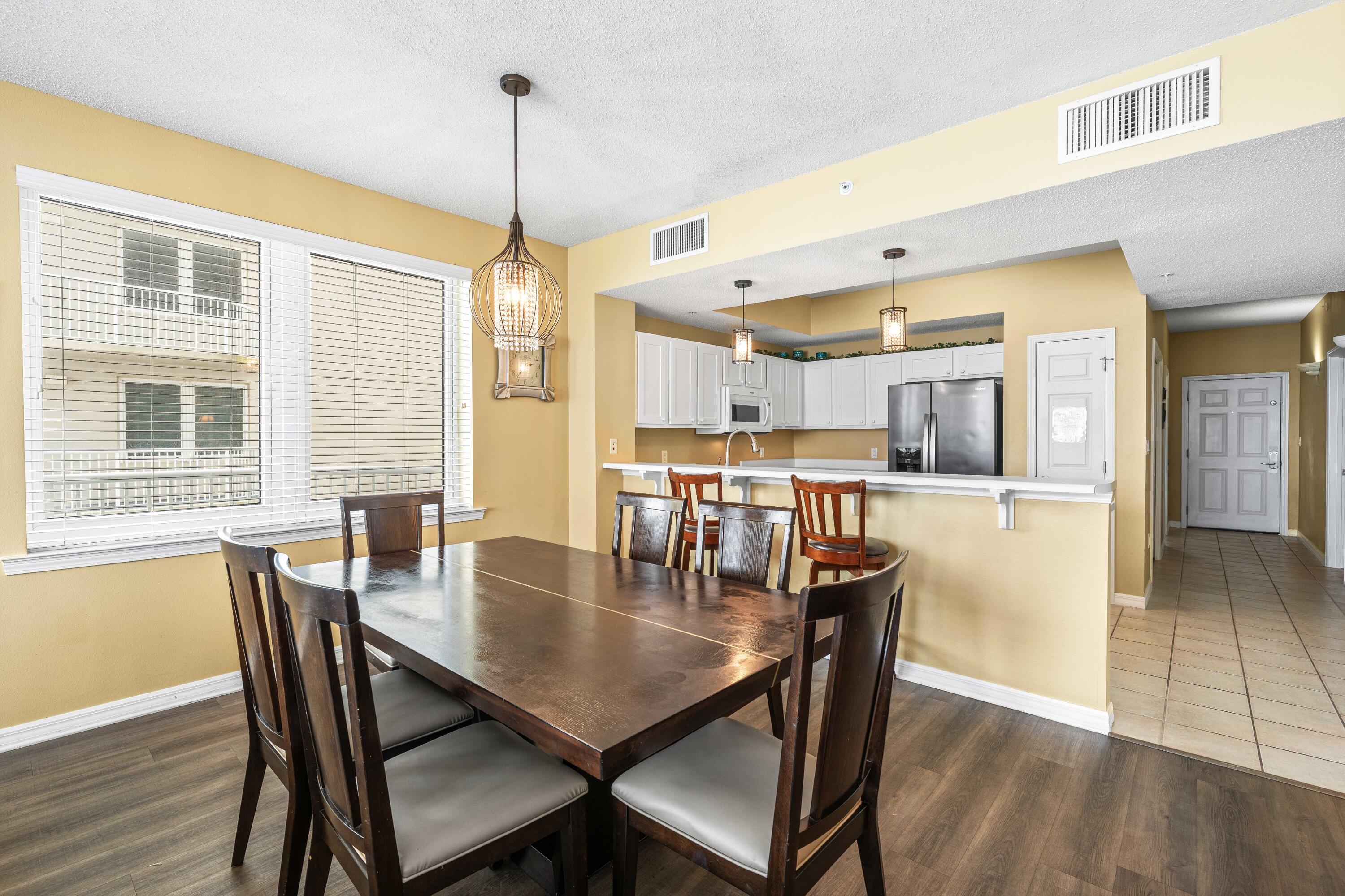 SUMMERWIND CONDOS - Residential
