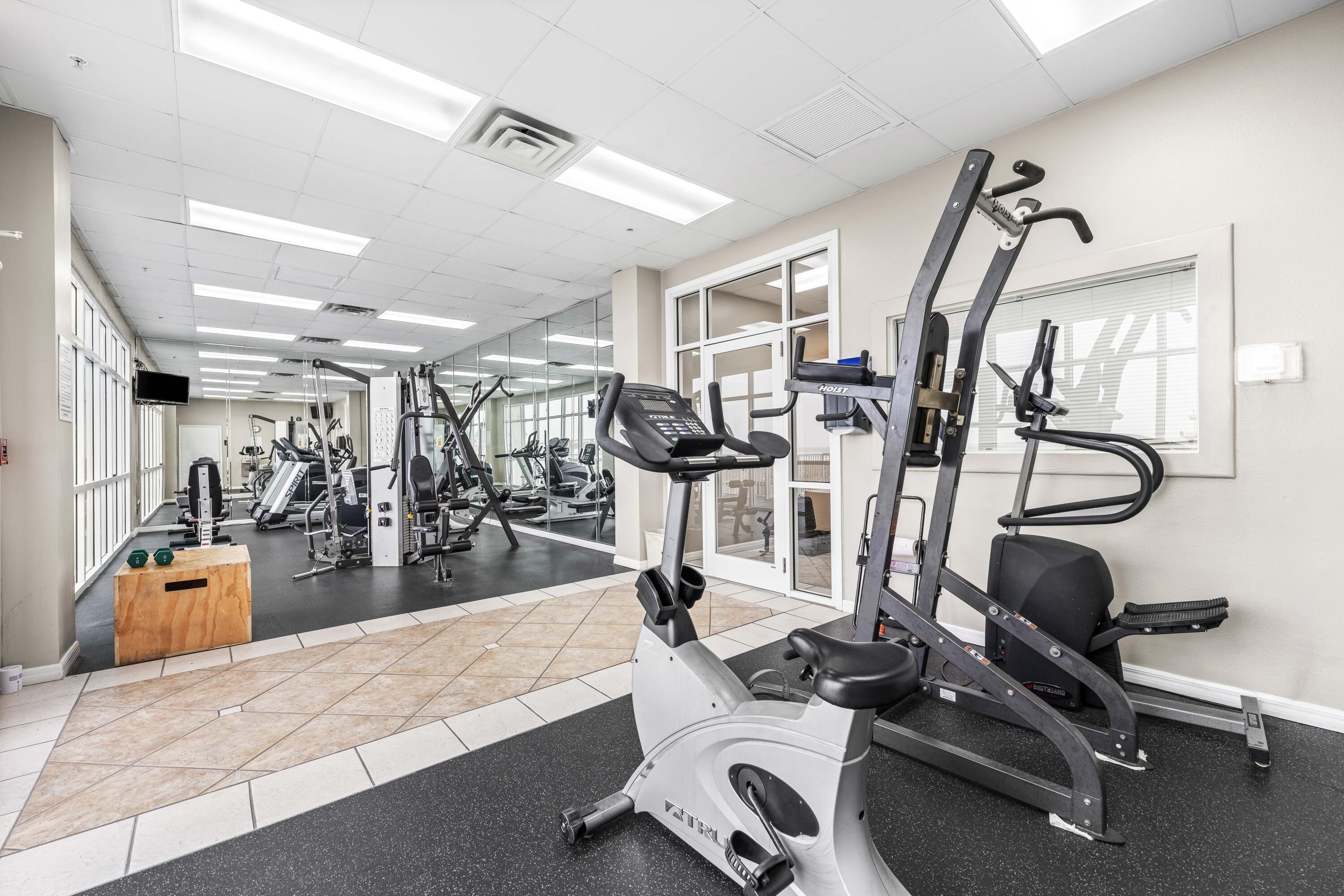 SUMMERWIND CONDOS - Residential