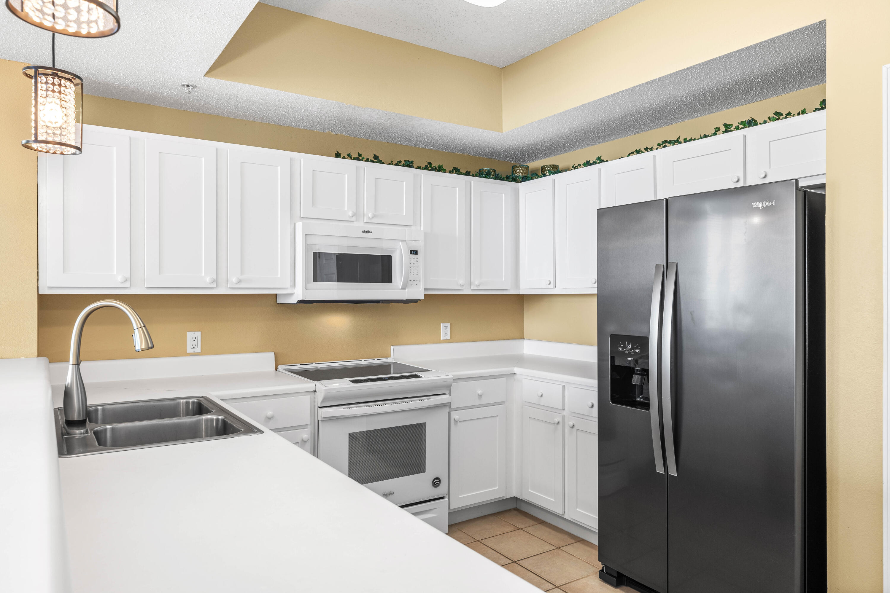 SUMMERWIND CONDOS - Residential
