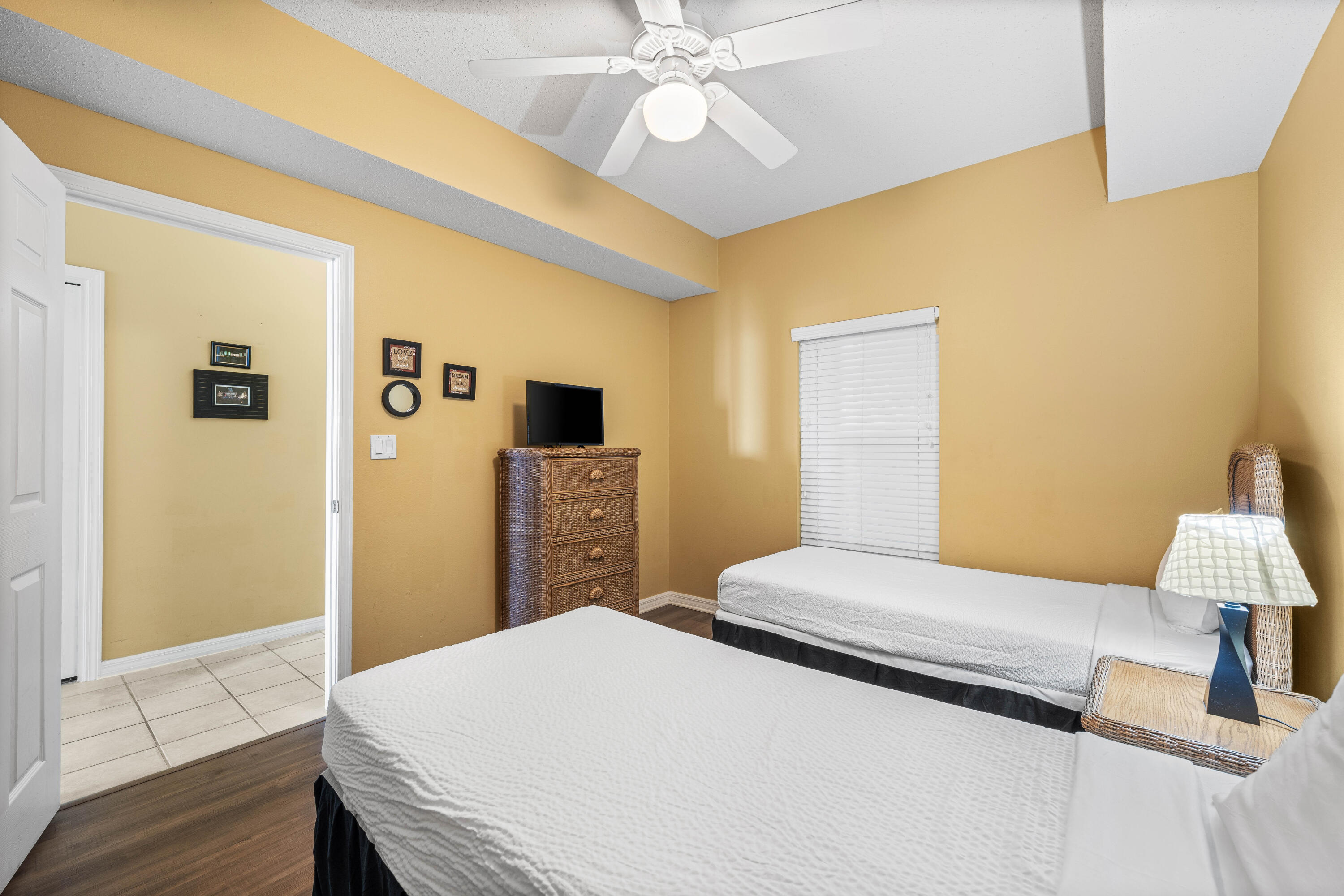 SUMMERWIND CONDOS - Residential