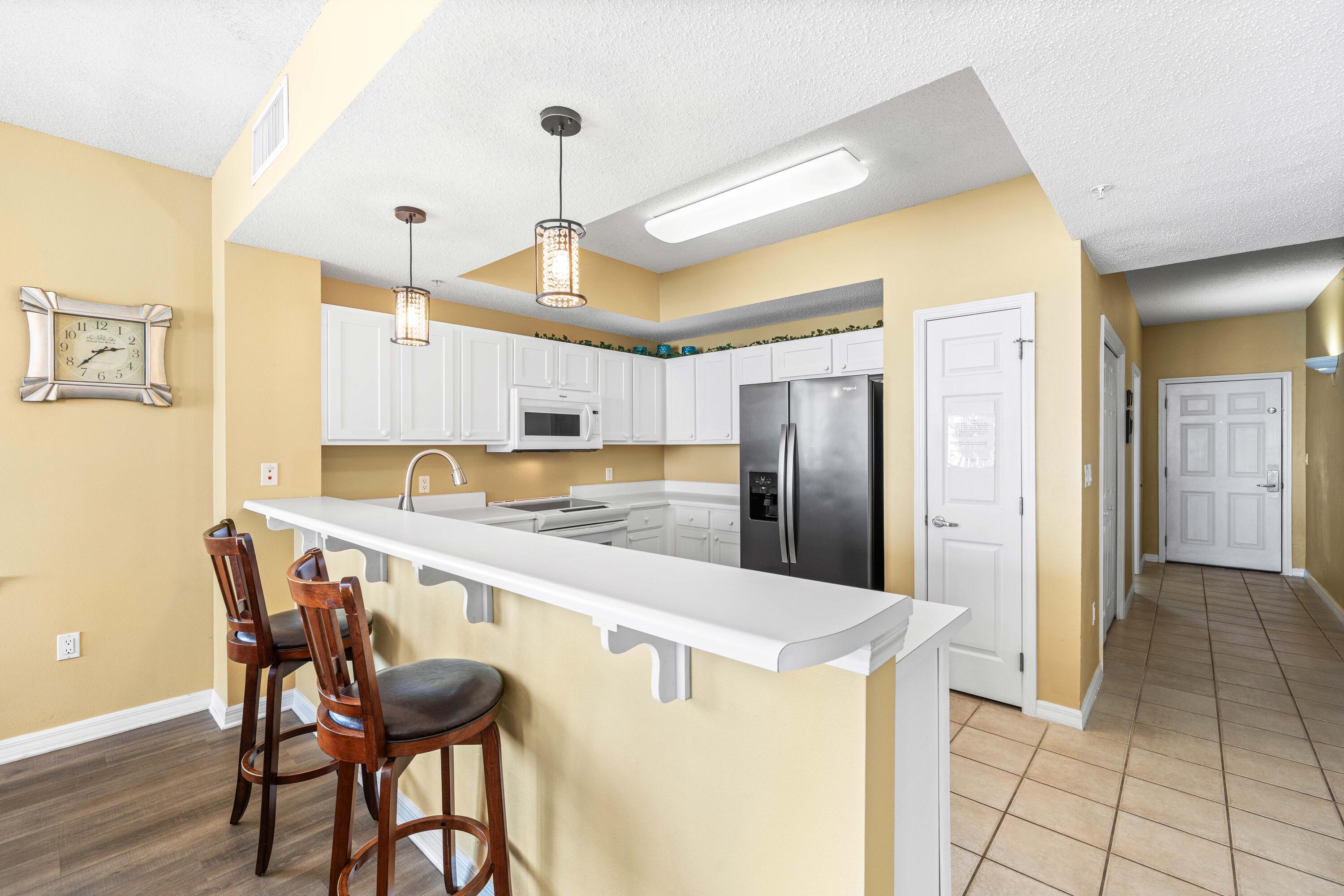 SUMMERWIND CONDOS - Residential