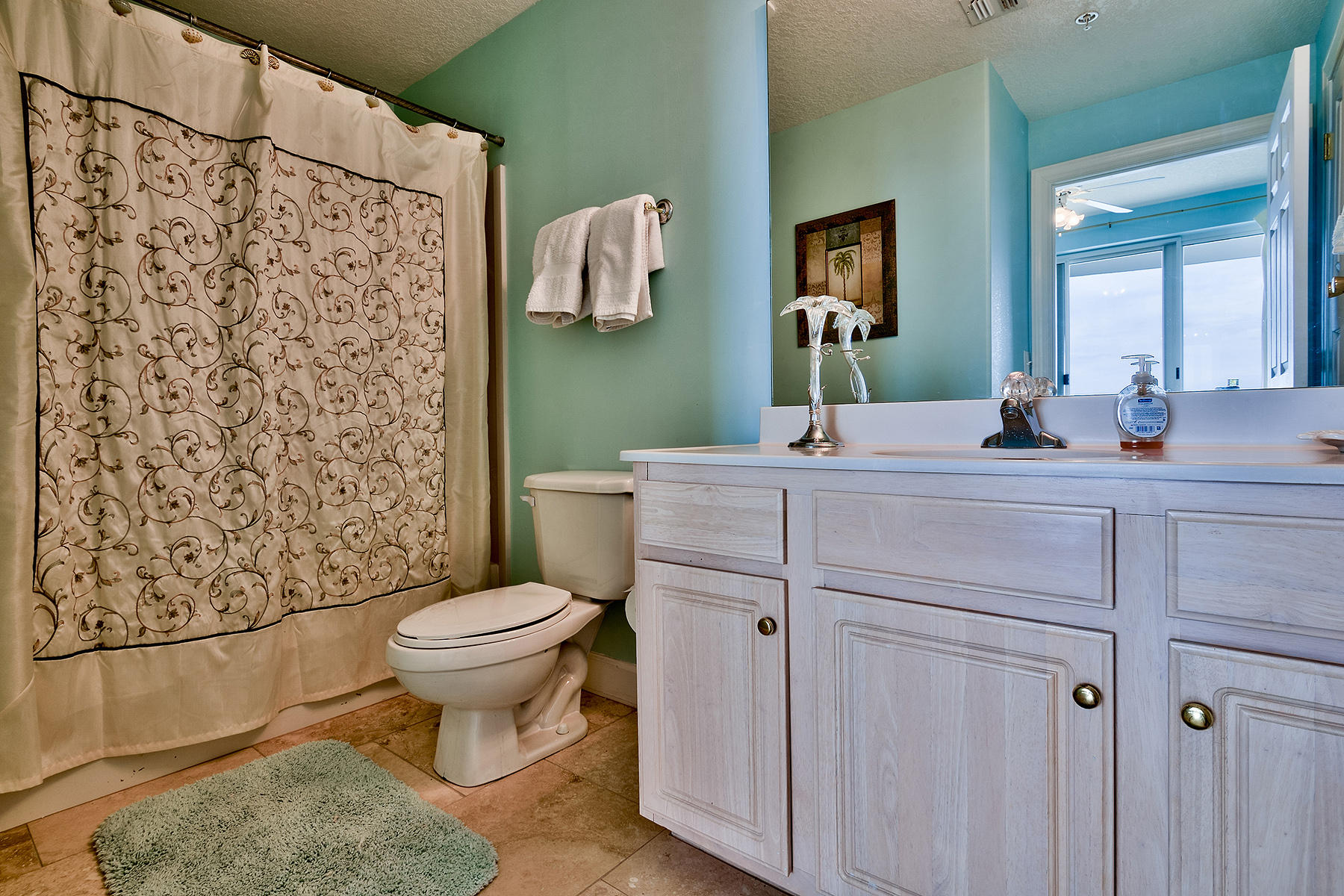 EMERALD ISLE - Residential