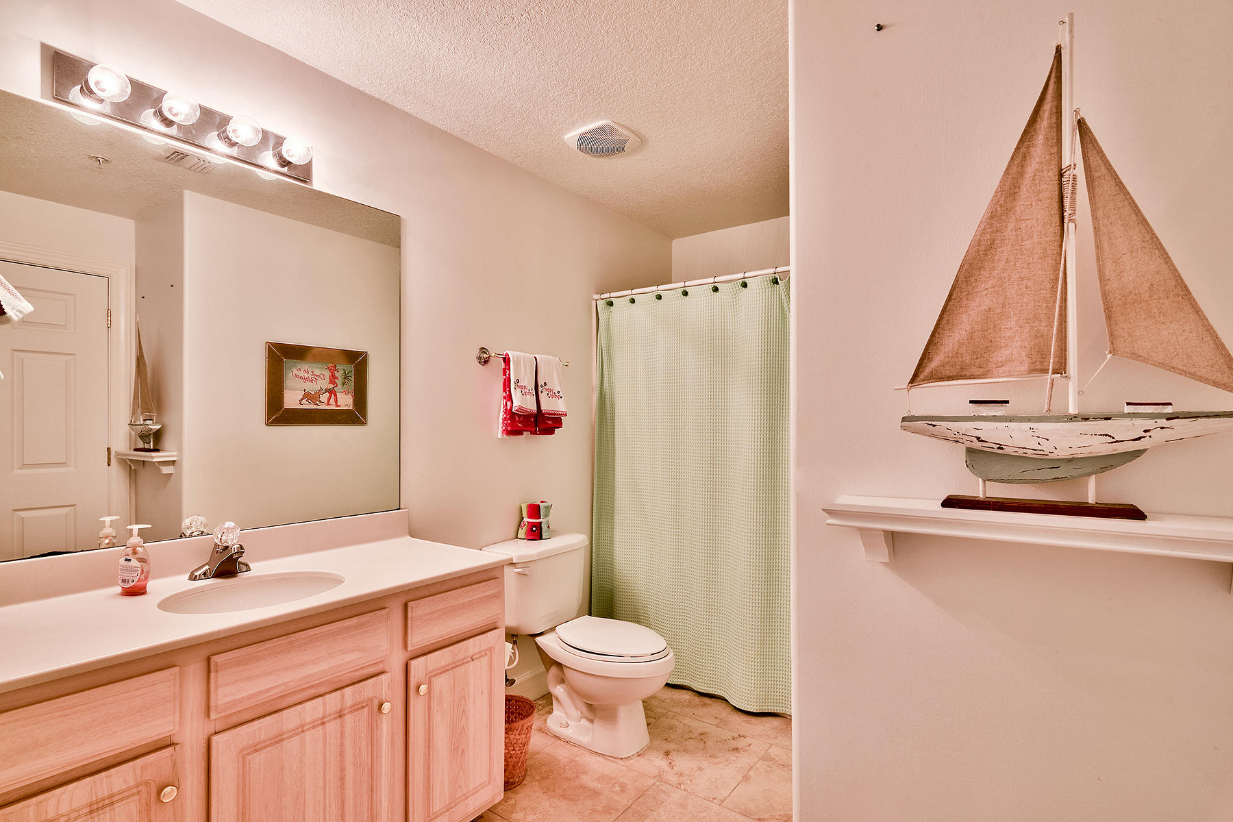 EMERALD ISLE - Residential