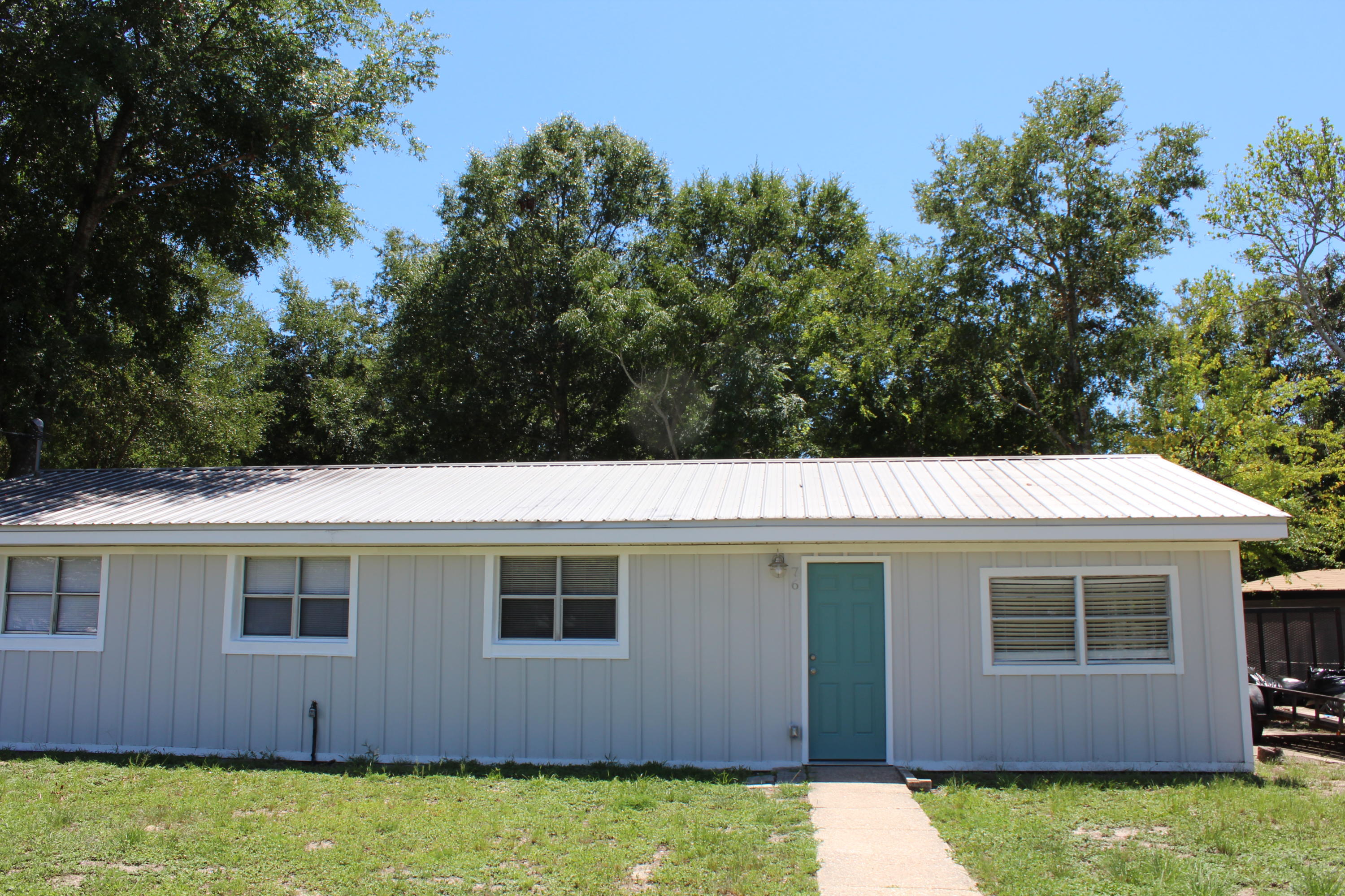 N HILL GARDENS LOT 17 BLK 6 - Residential