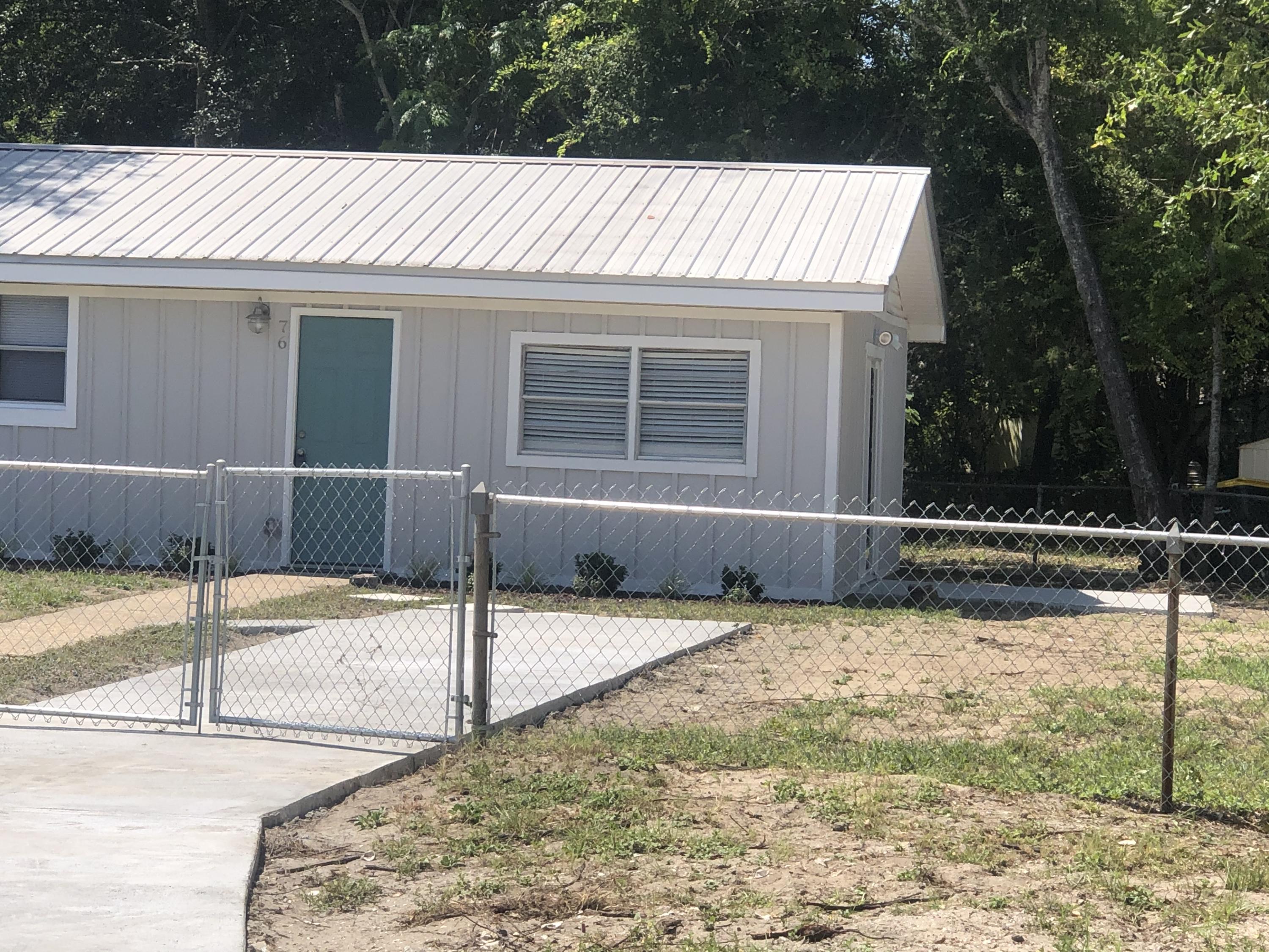 N HILL GARDENS LOT 17 BLK 6 - Residential