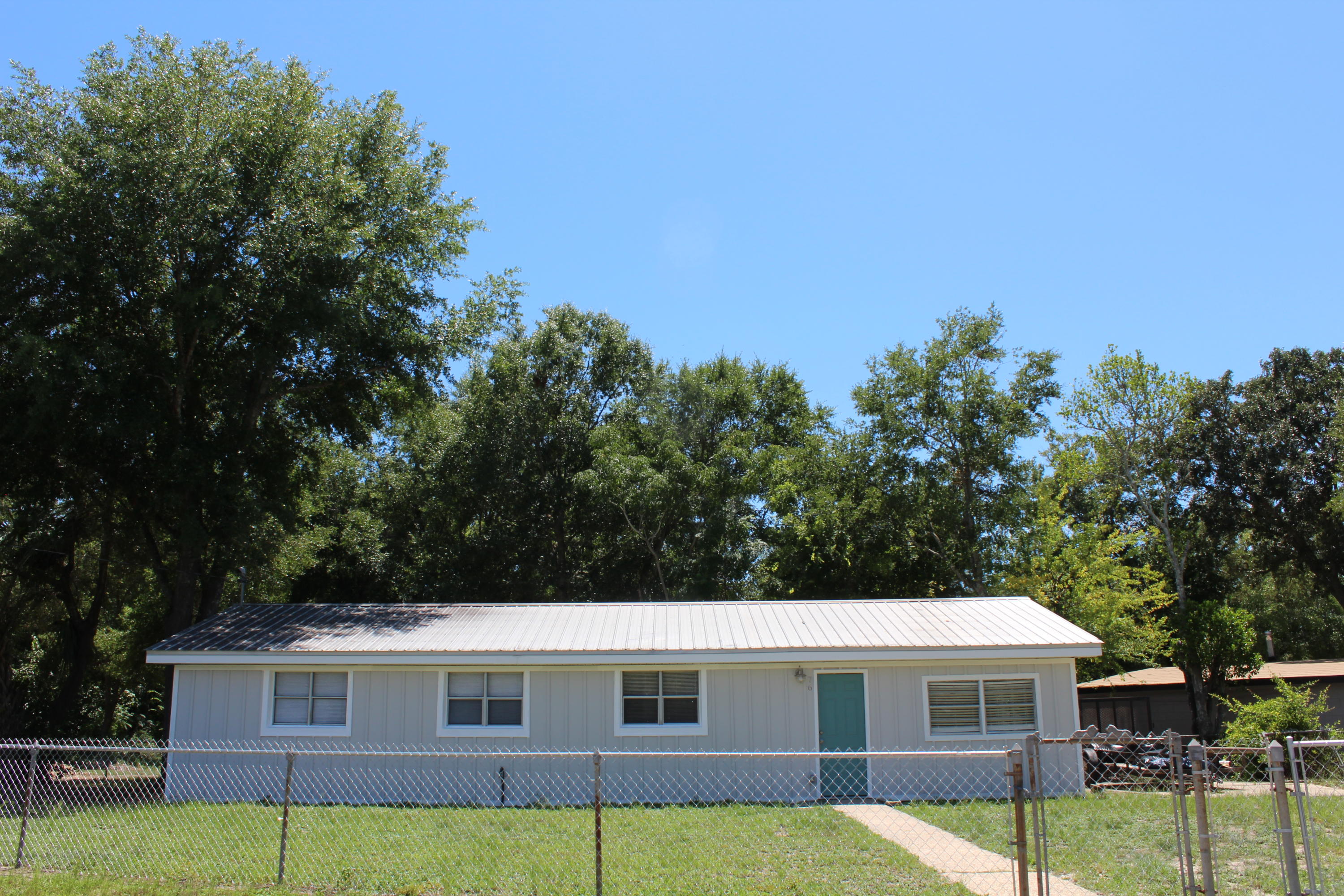 N HILL GARDENS LOT 17 BLK 6 - Residential