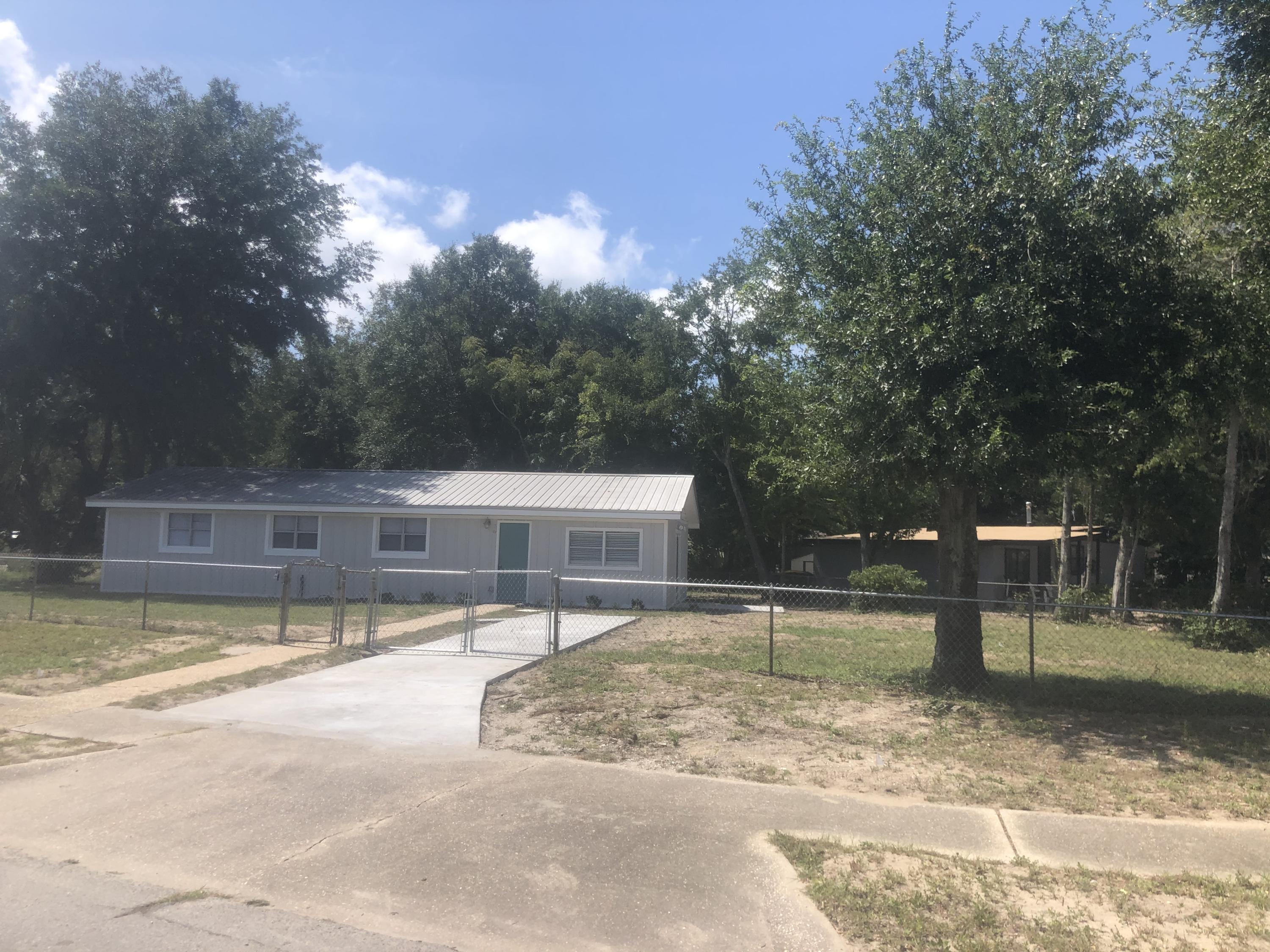 N HILL GARDENS LOT 17 BLK 6 - Residential