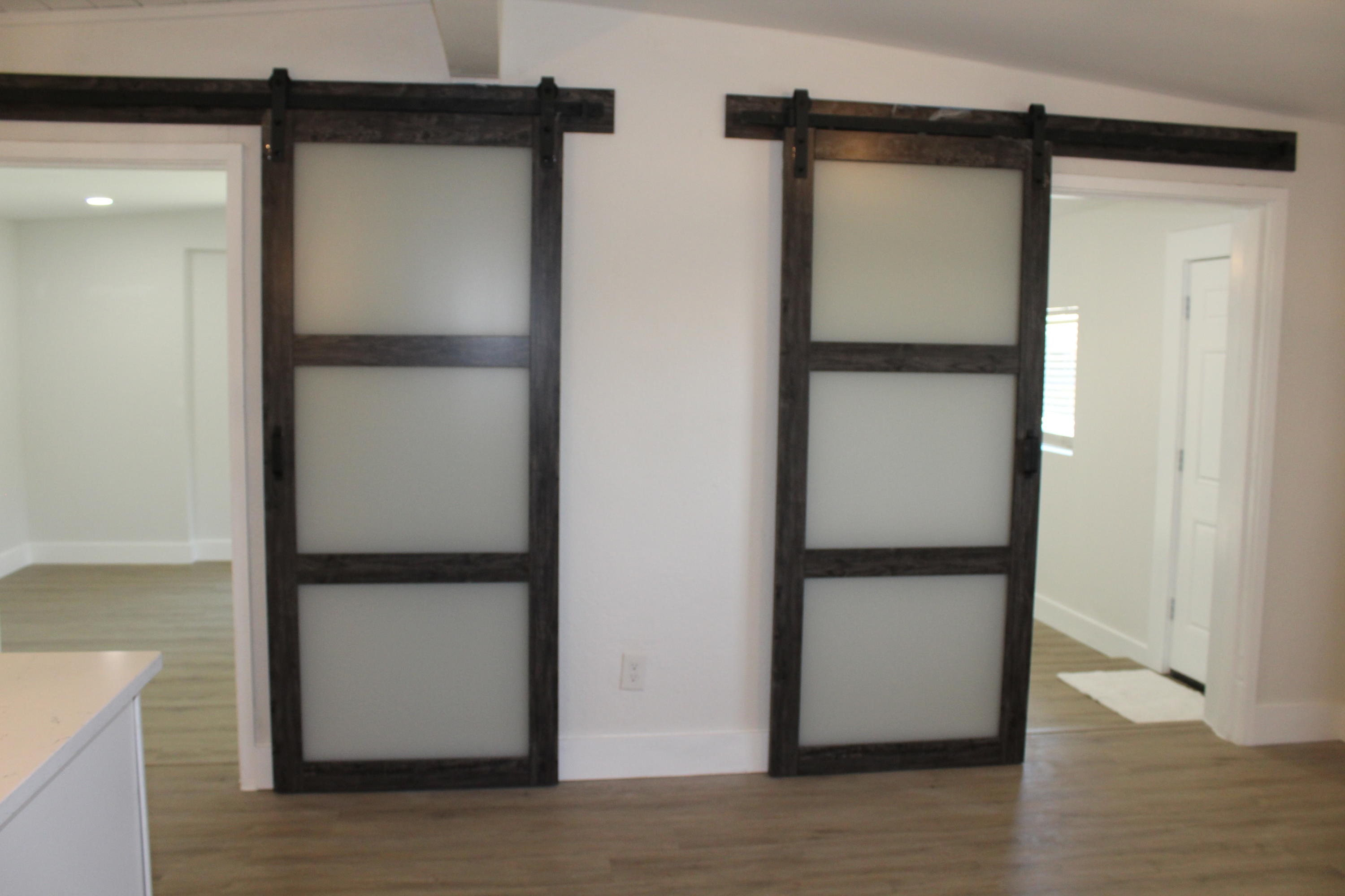 N HILL GARDENS LOT 17 BLK 6 - Residential