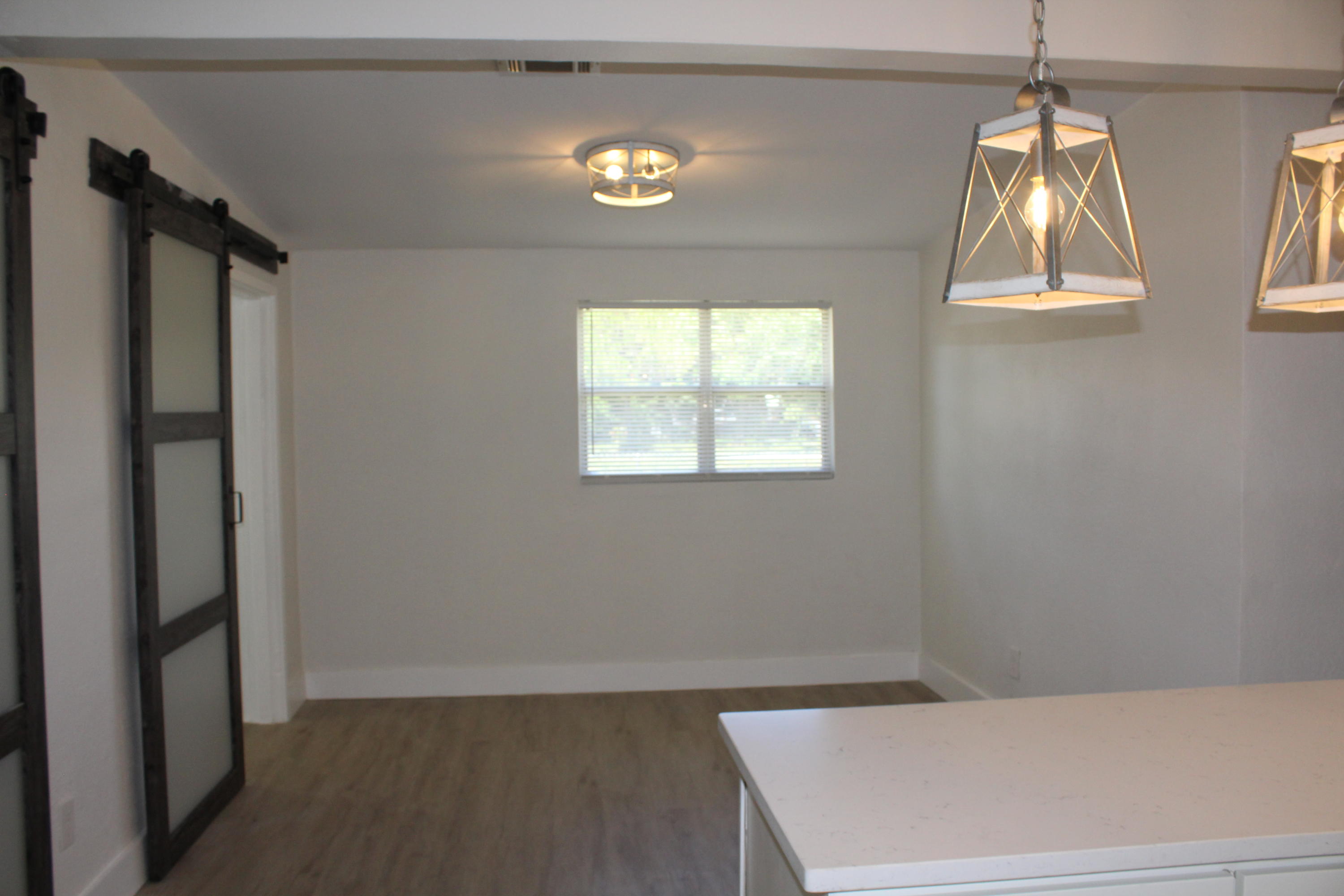 N HILL GARDENS LOT 17 BLK 6 - Residential