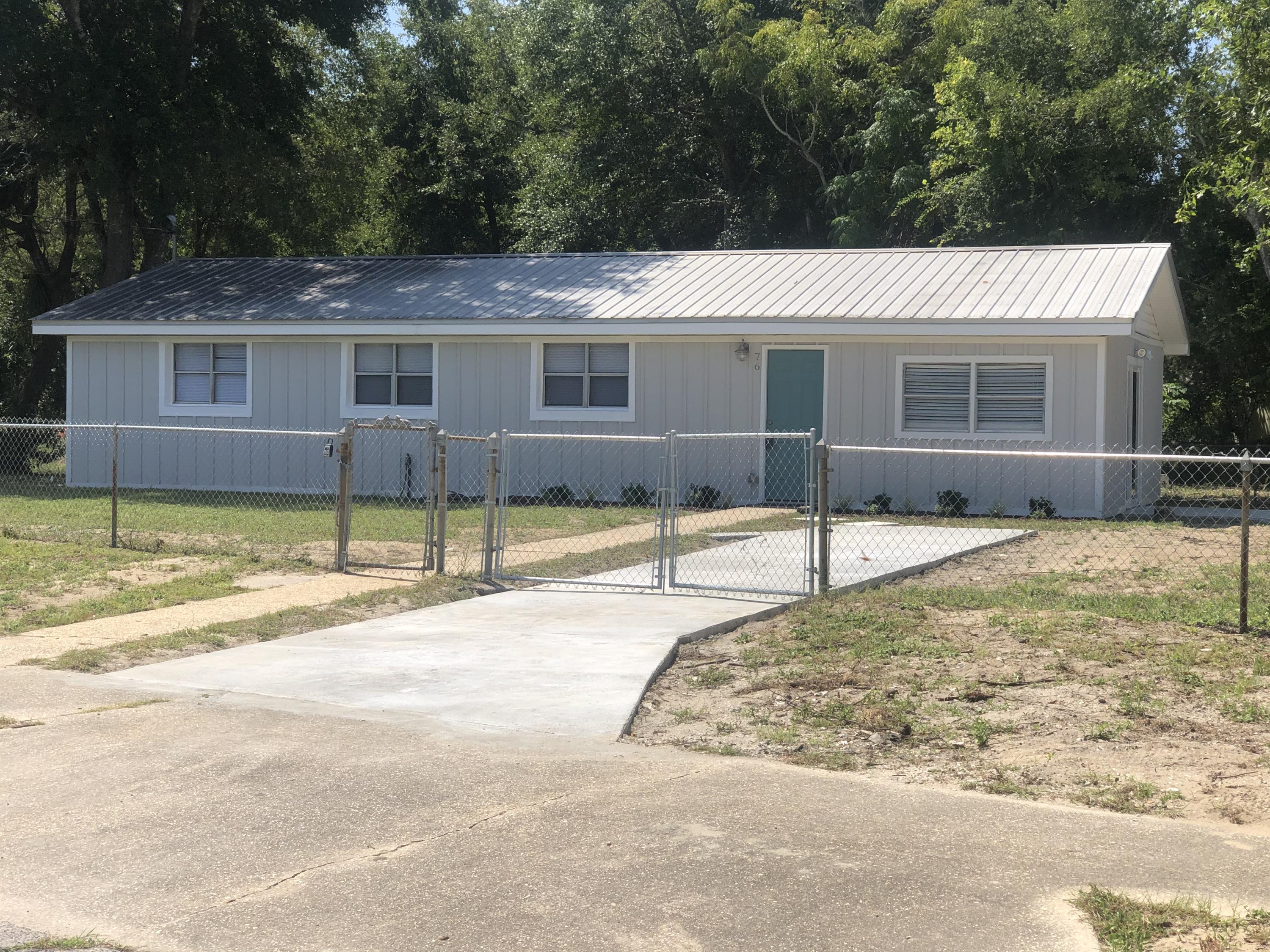 N HILL GARDENS LOT 17 BLK 6 - Residential