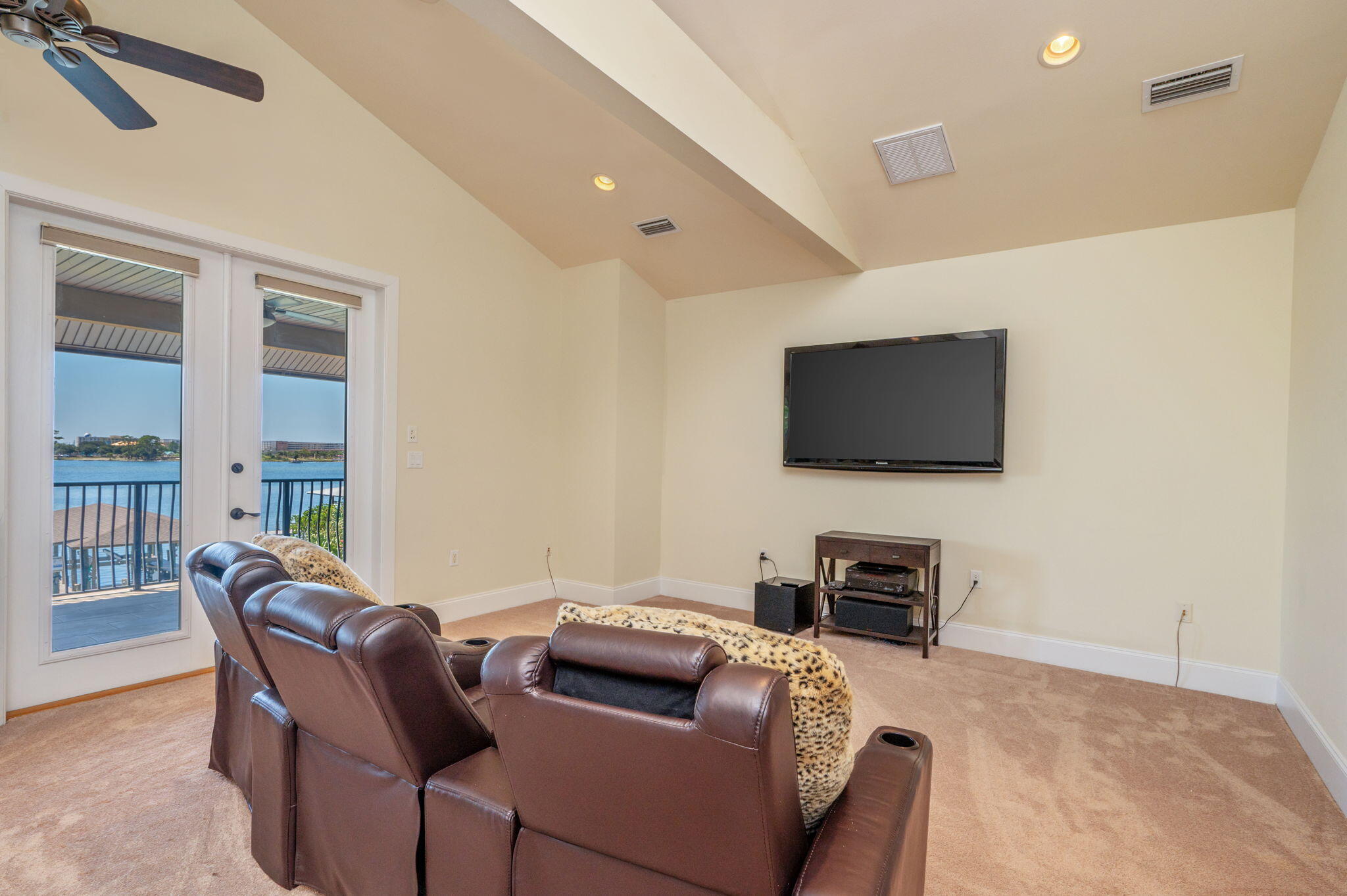 SOUNDSIDE S/D - Residential