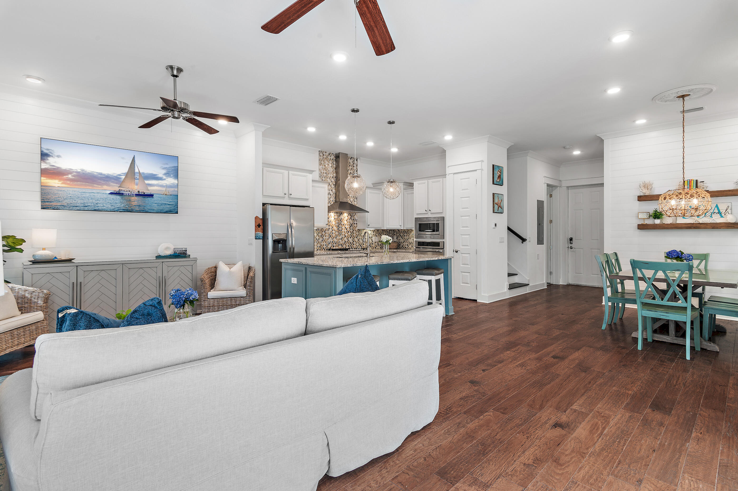 PROMINENCE - Residential