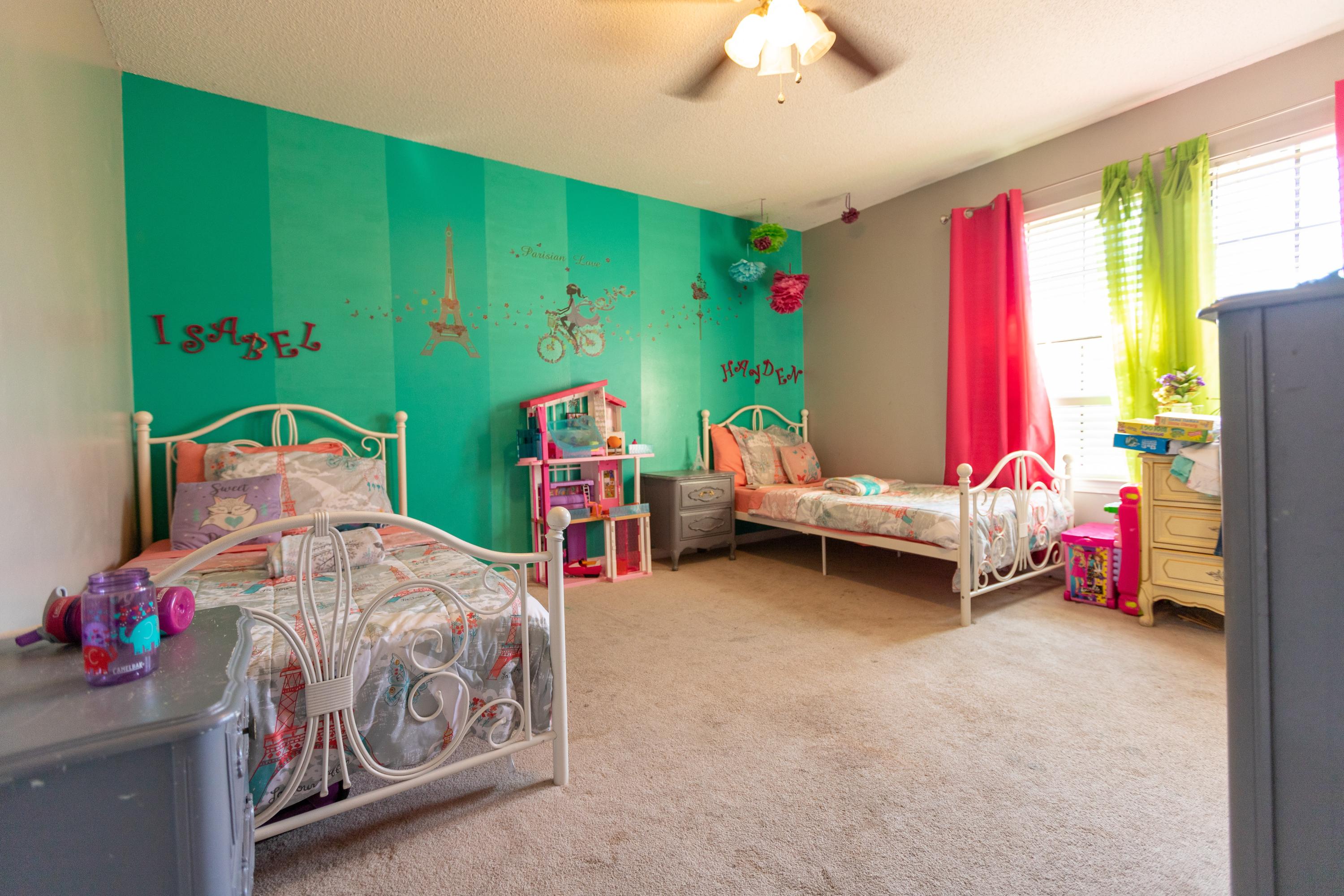 SOUND RETREAT - Residential