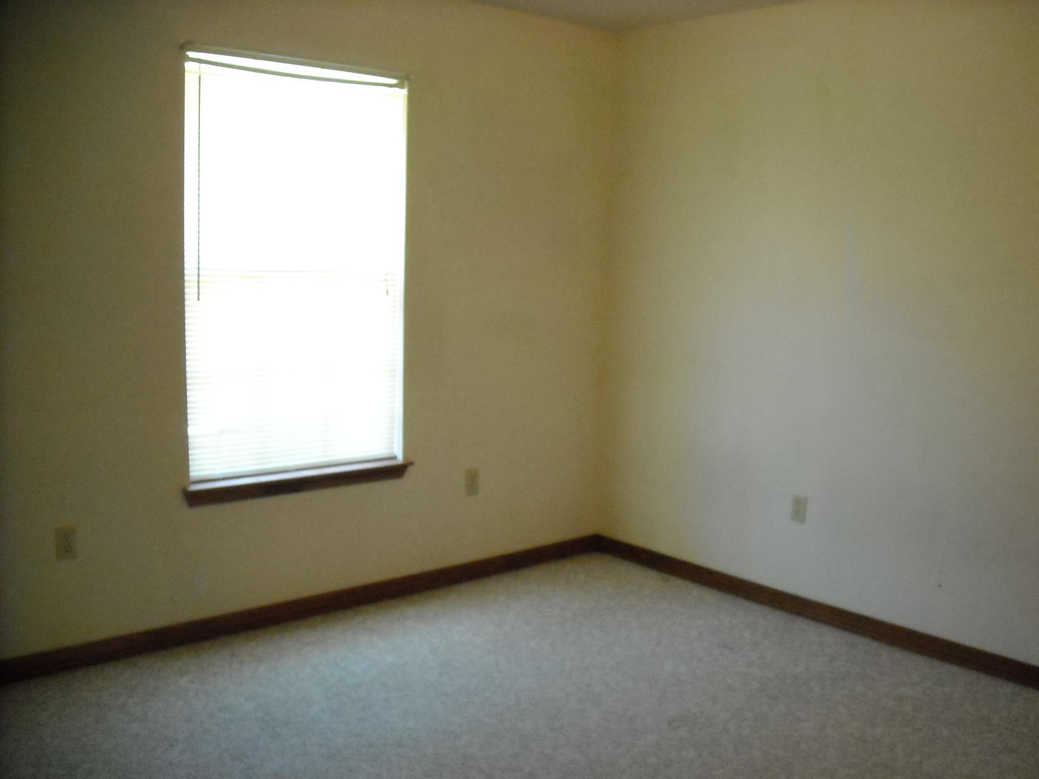 CRESTVIEW - Residential Lease