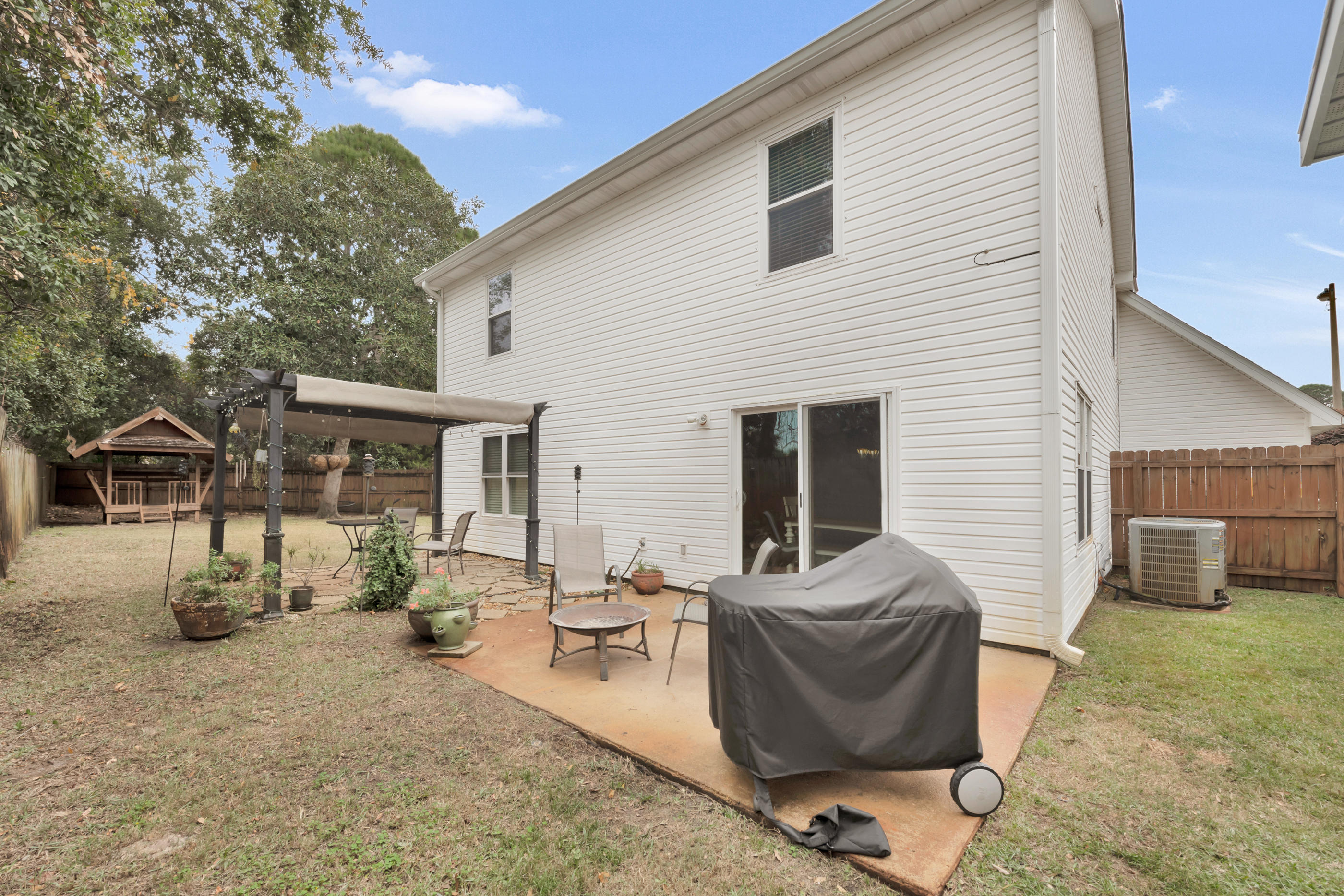 SHALIMAR OAKS - Residential