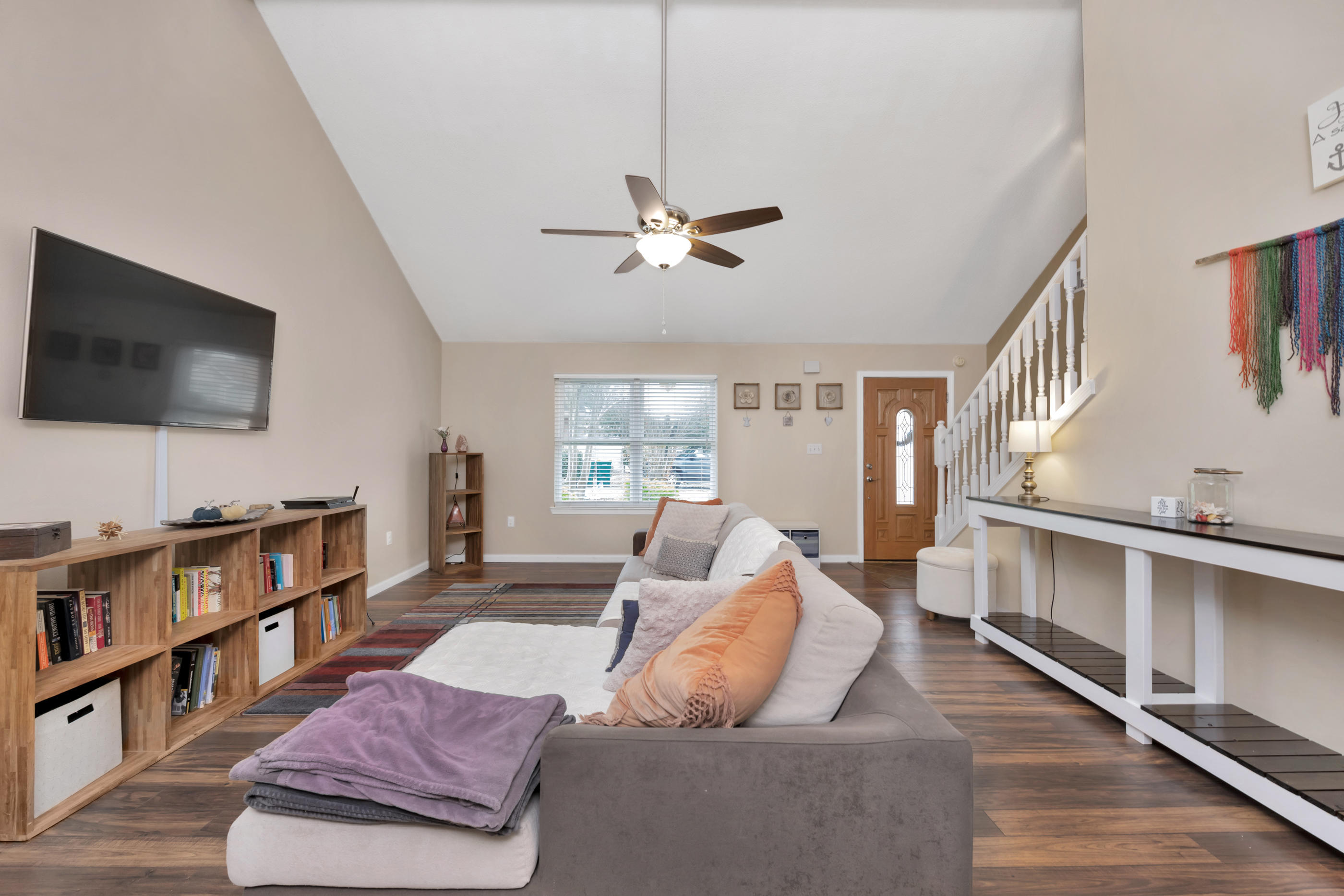 SHALIMAR OAKS - Residential