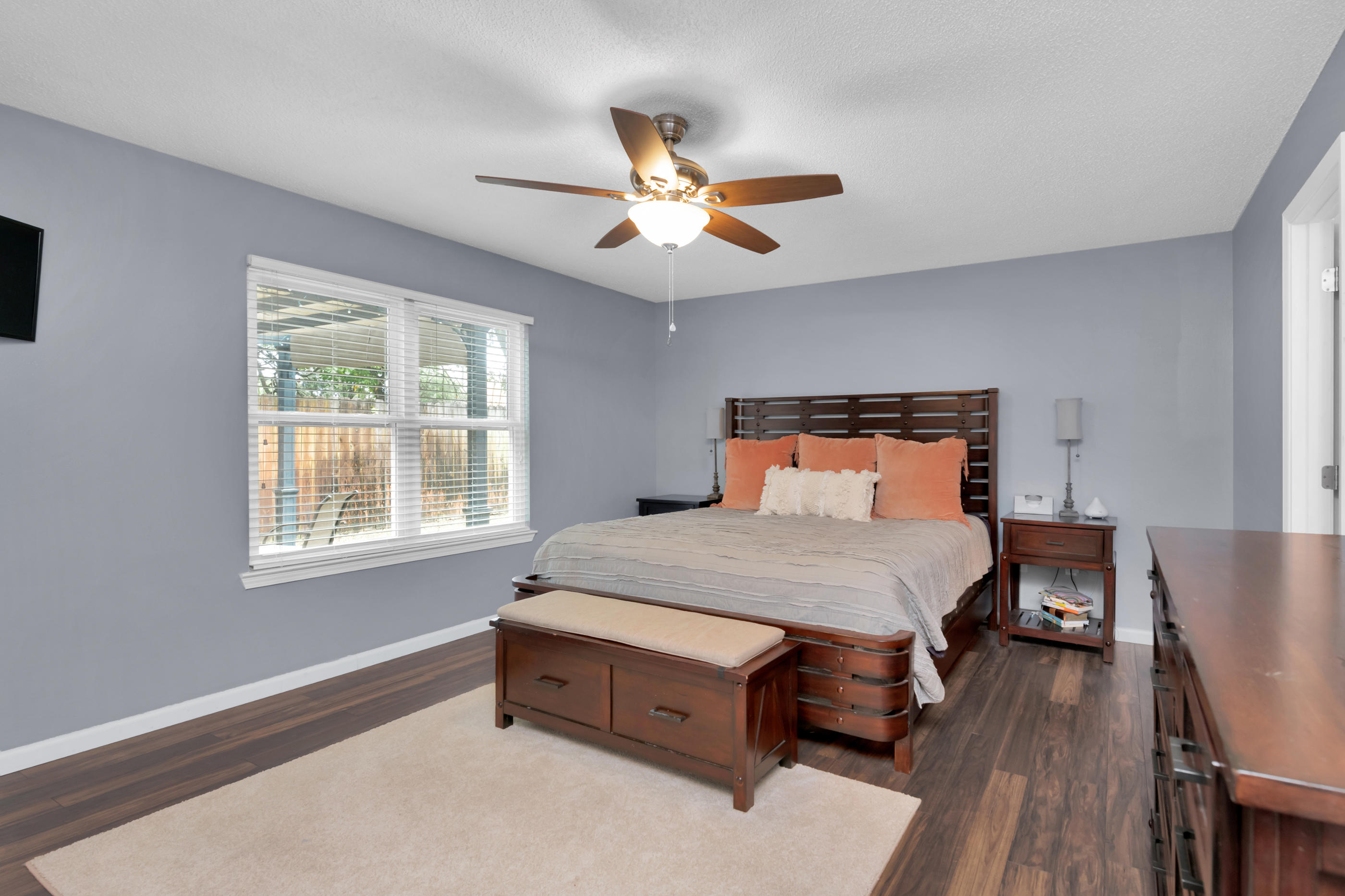 SHALIMAR OAKS - Residential