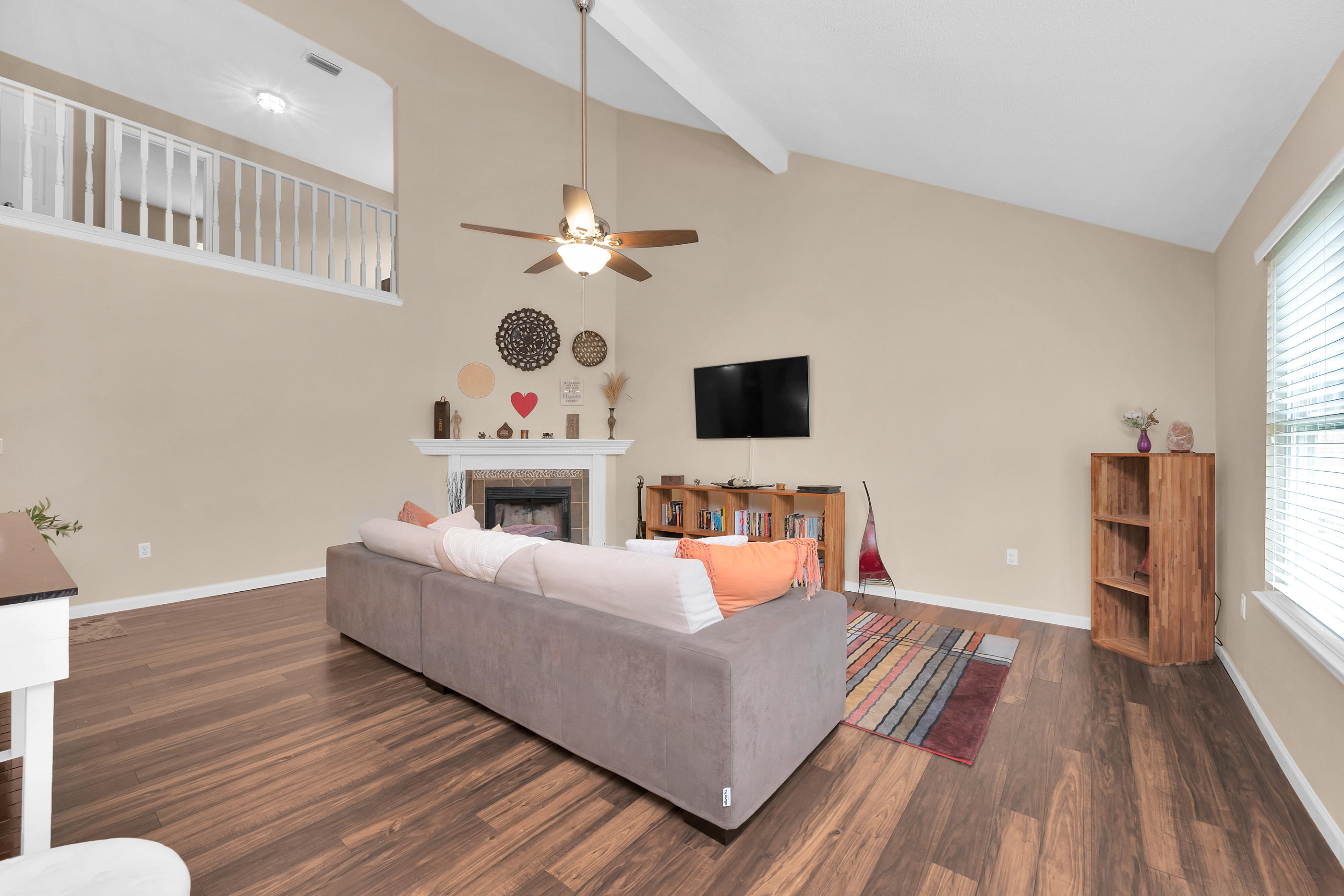 SHALIMAR OAKS - Residential