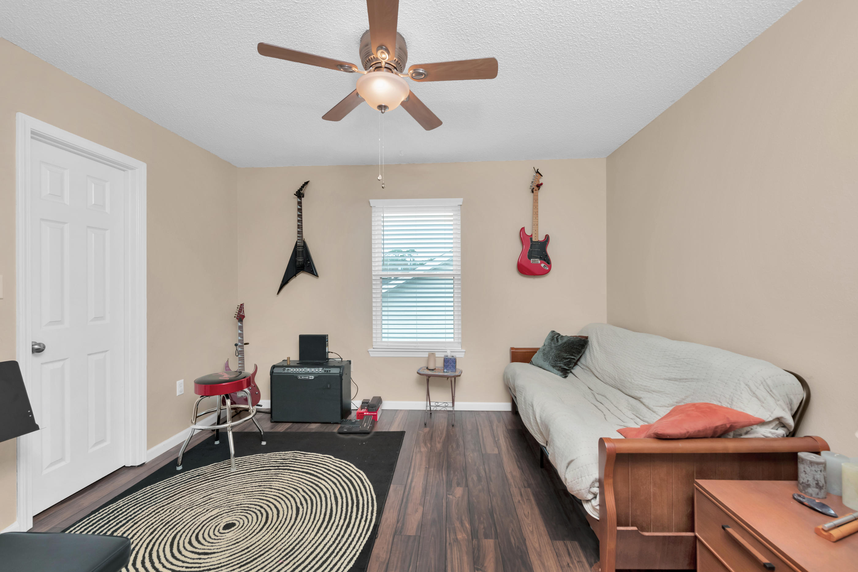 SHALIMAR OAKS - Residential