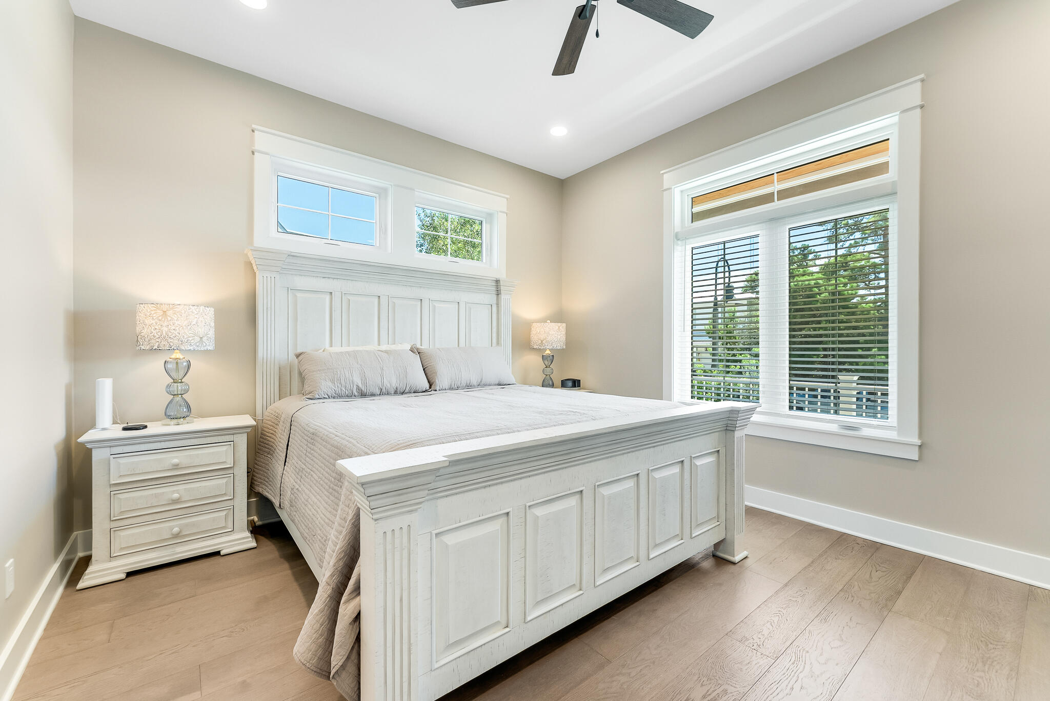 SEA DUNES - Residential