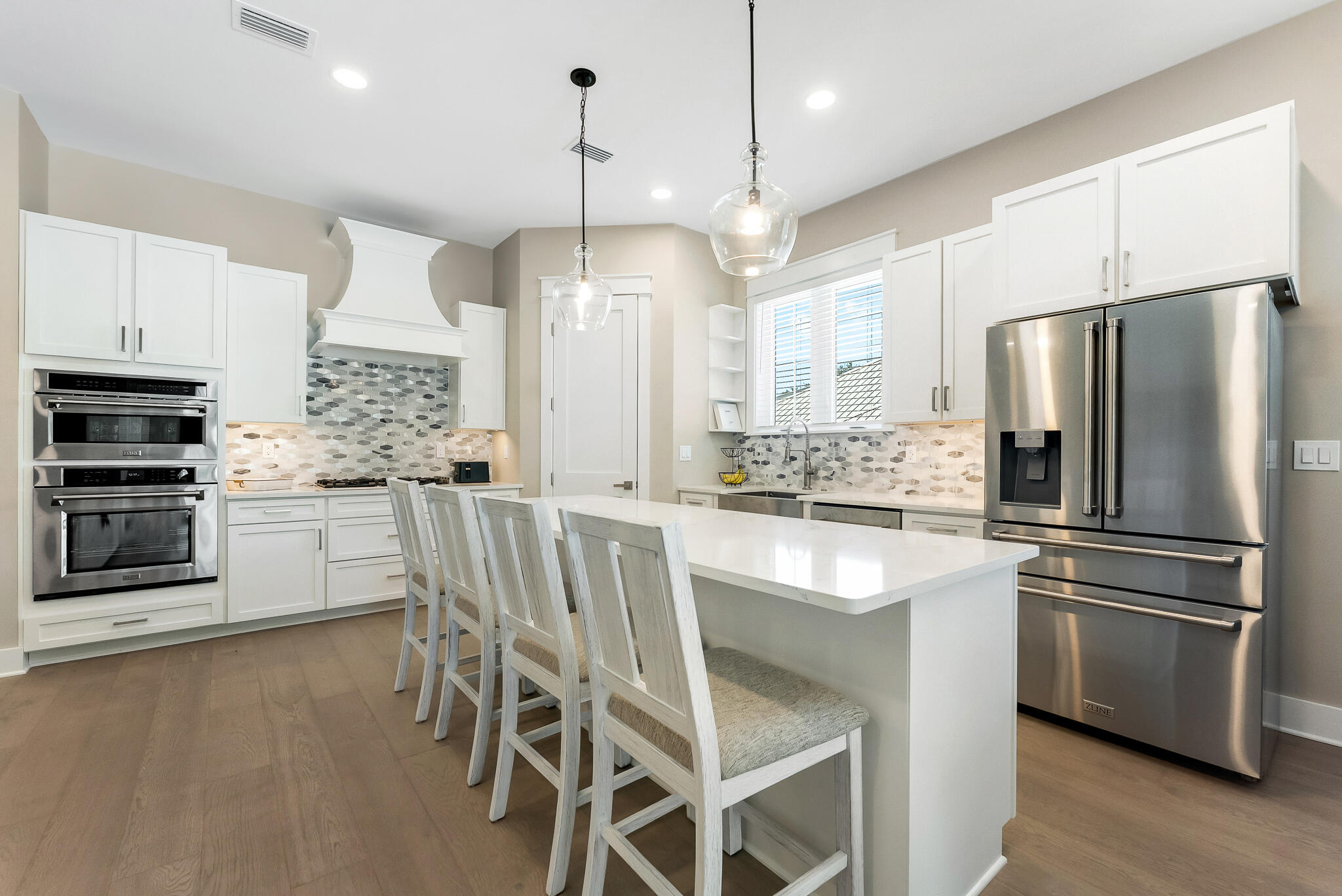 SEA DUNES - Residential