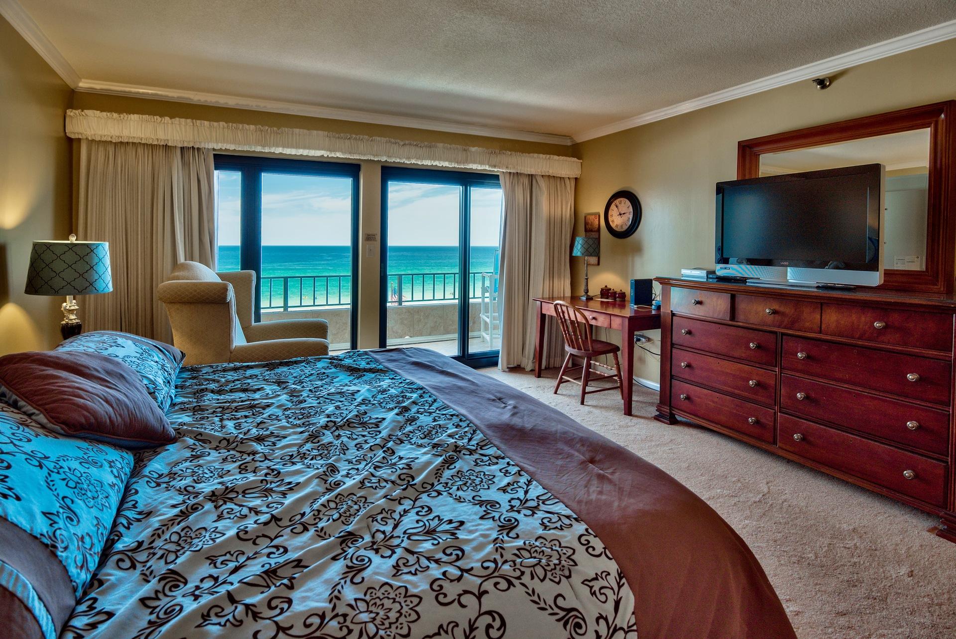 Breakers East - Residential