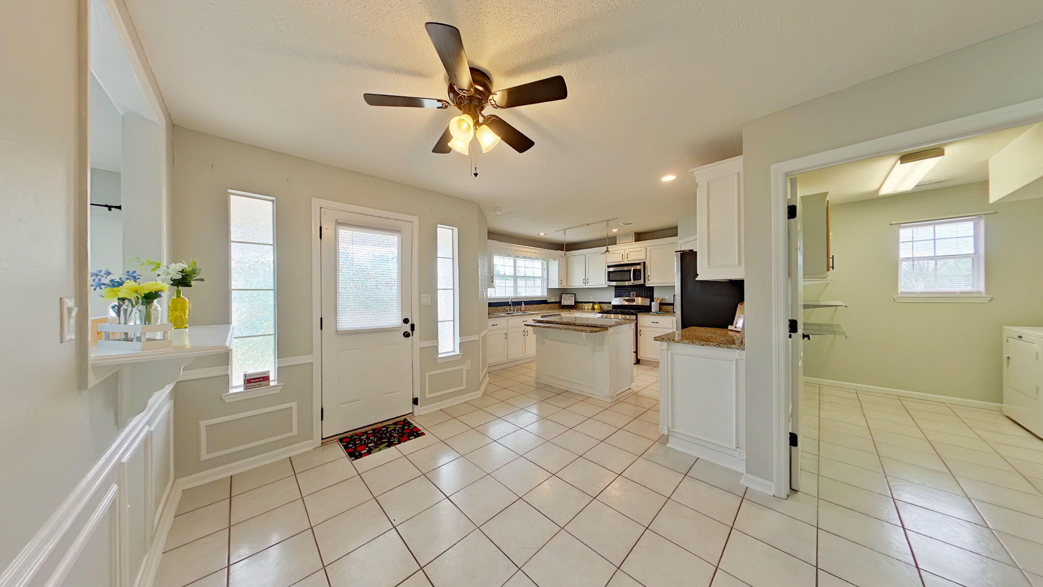 PRITCHARD POINT - Residential