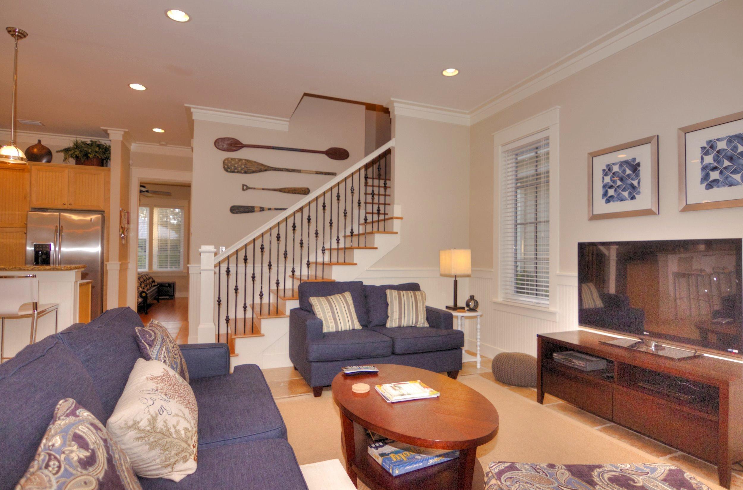 BUNGALOS AT SANDESTIN - Residential