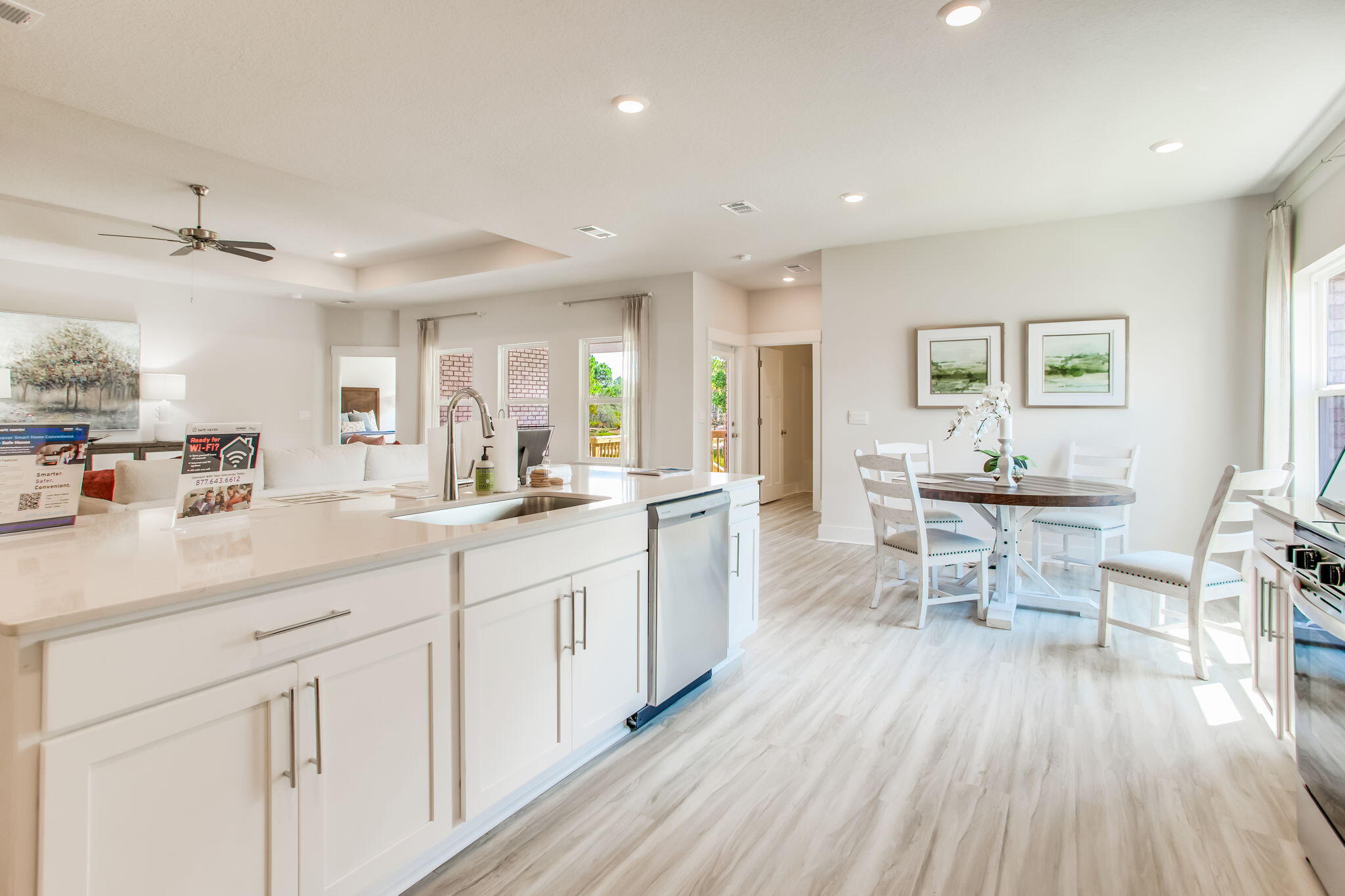 Roman Oaks - Residential