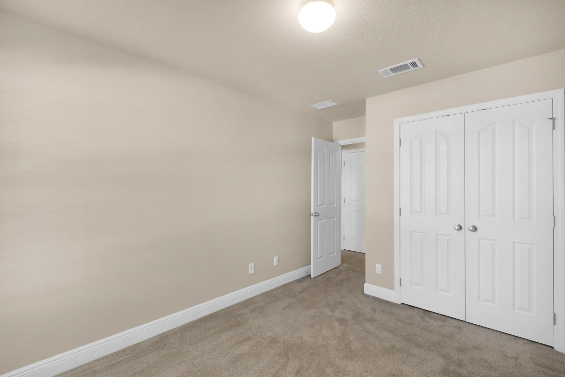 RESERVE POINTE - Residential