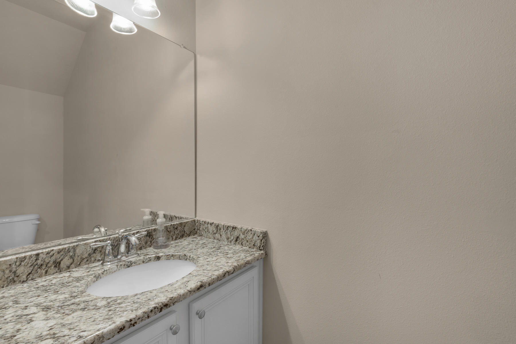 RESERVE POINTE - Residential