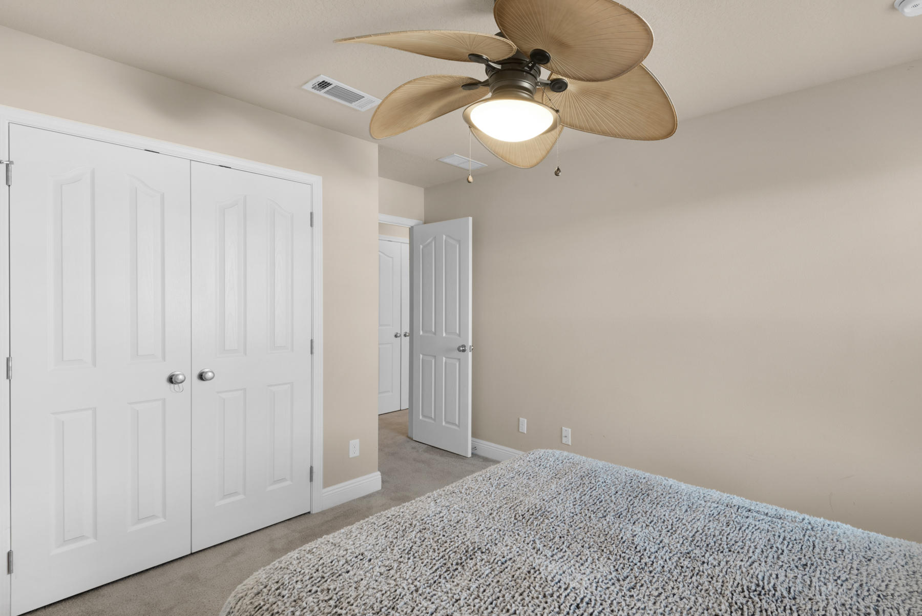 RESERVE POINTE - Residential