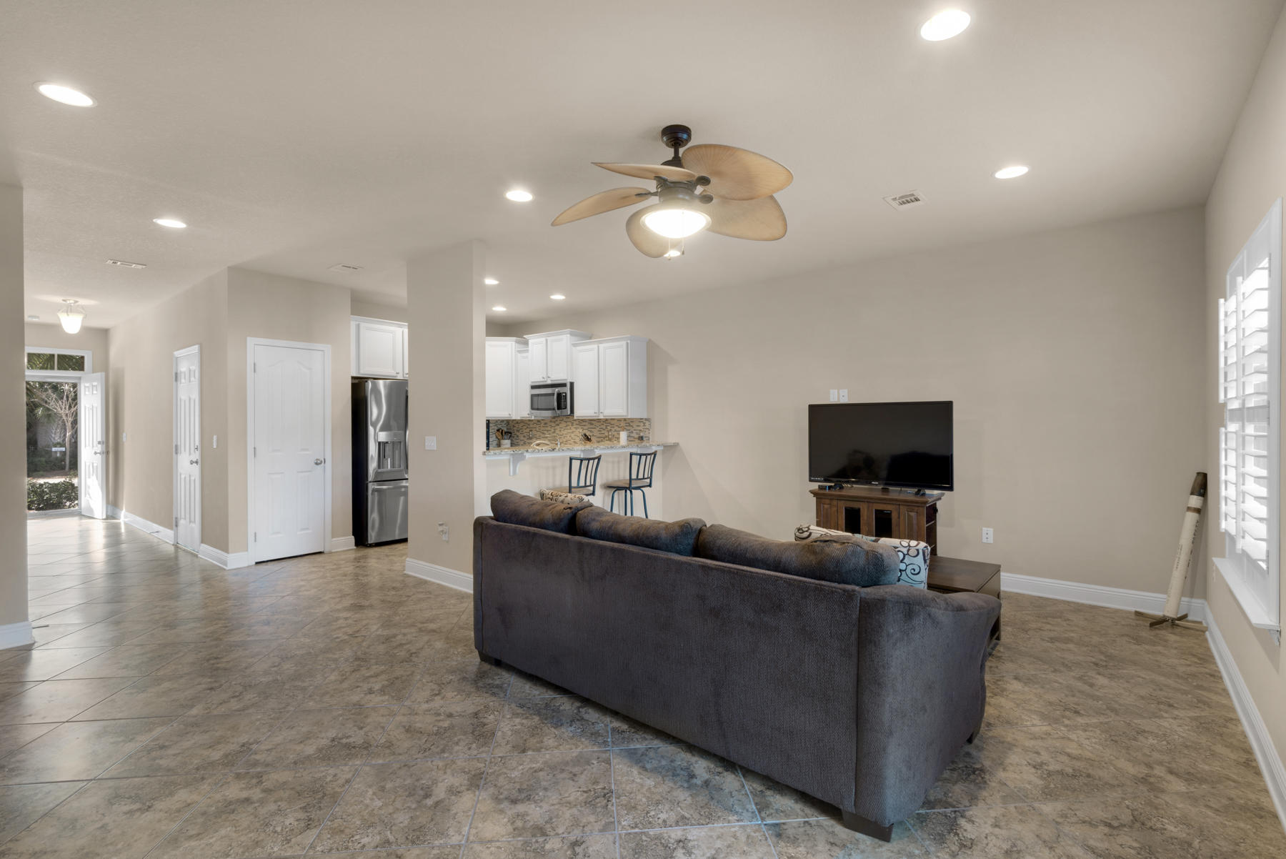 RESERVE POINTE - Residential