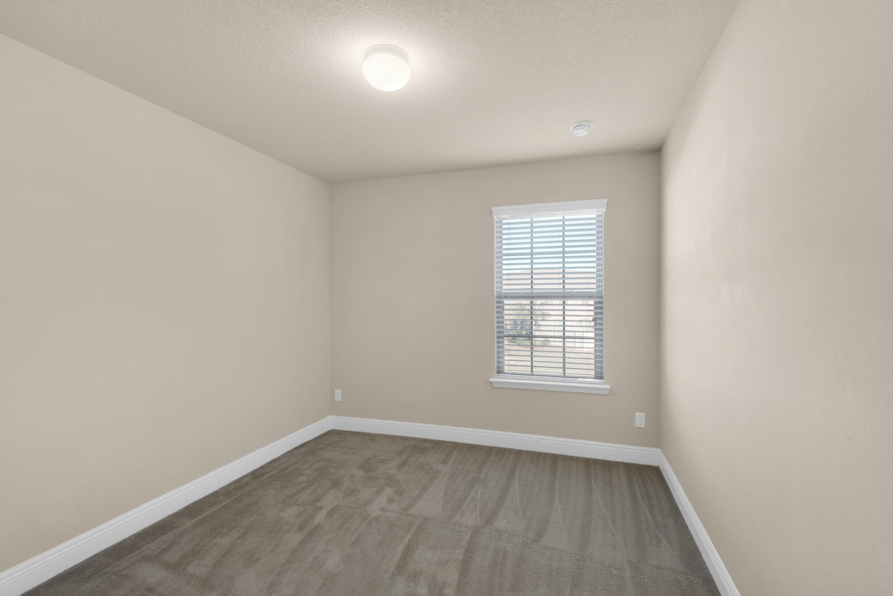 RESERVE POINTE - Residential