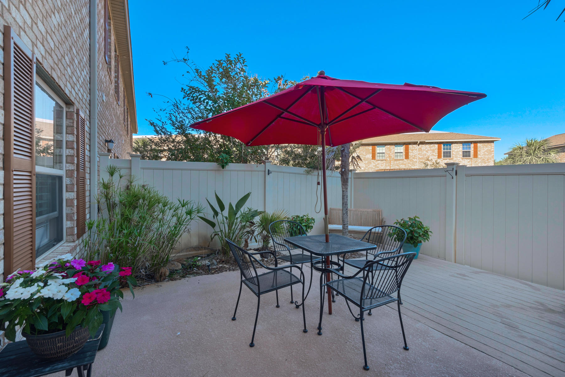 RESERVE POINTE - Residential