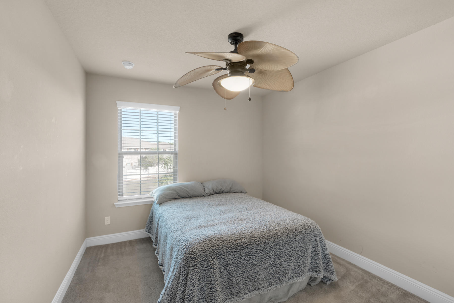 RESERVE POINTE - Residential