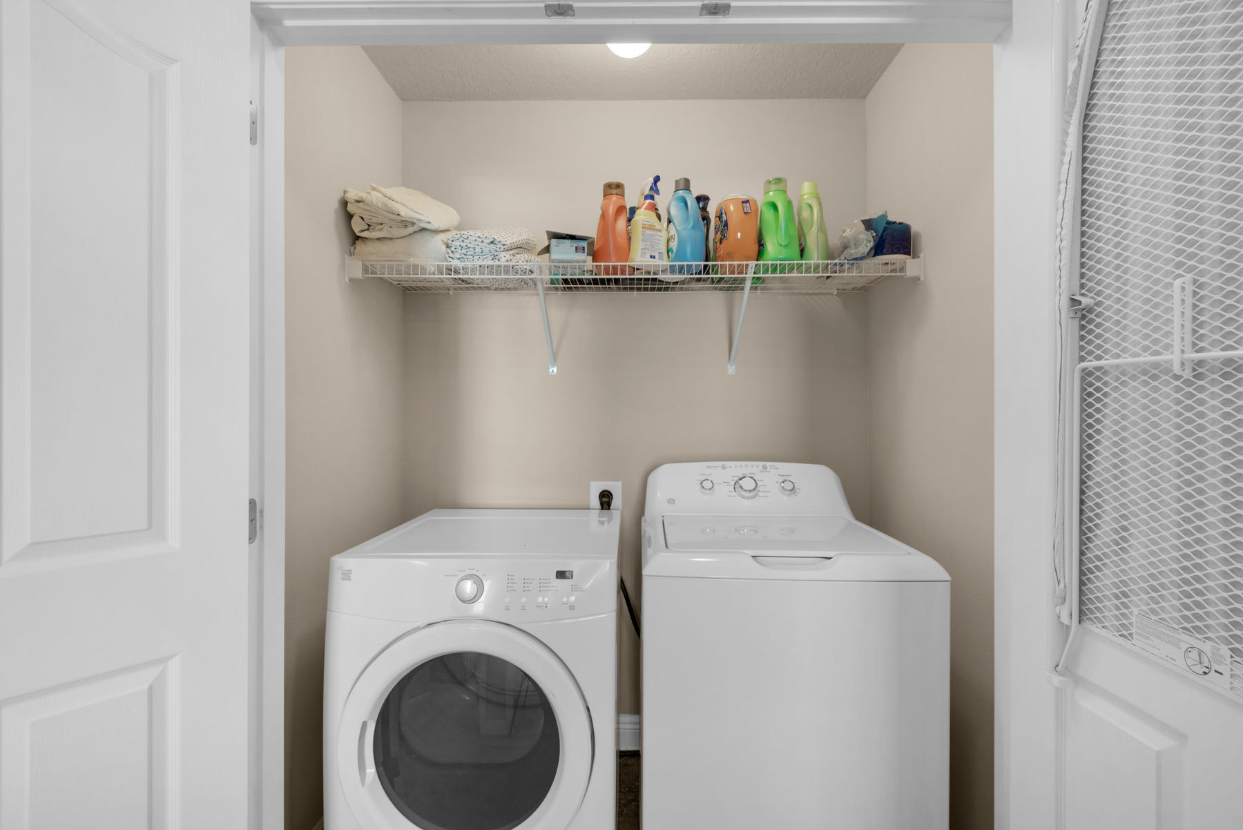 RESERVE POINTE - Residential