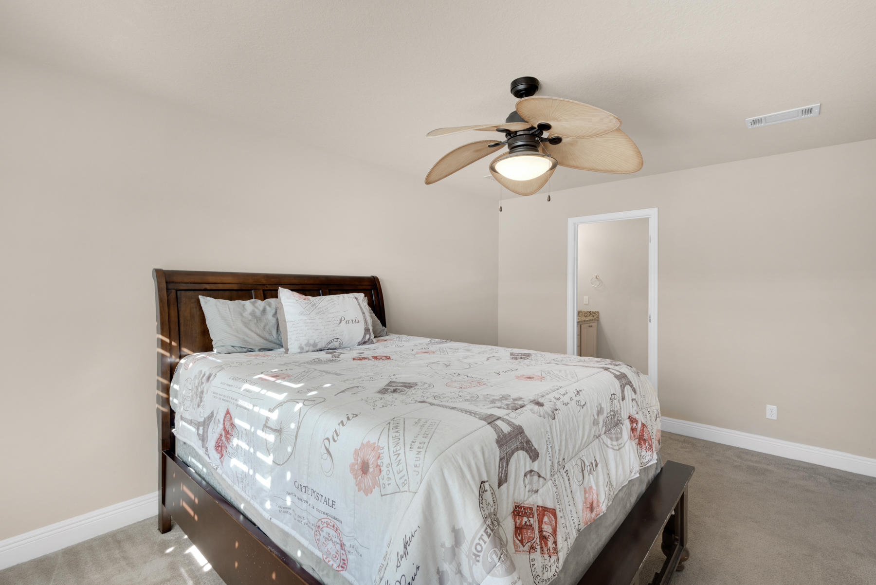 RESERVE POINTE - Residential