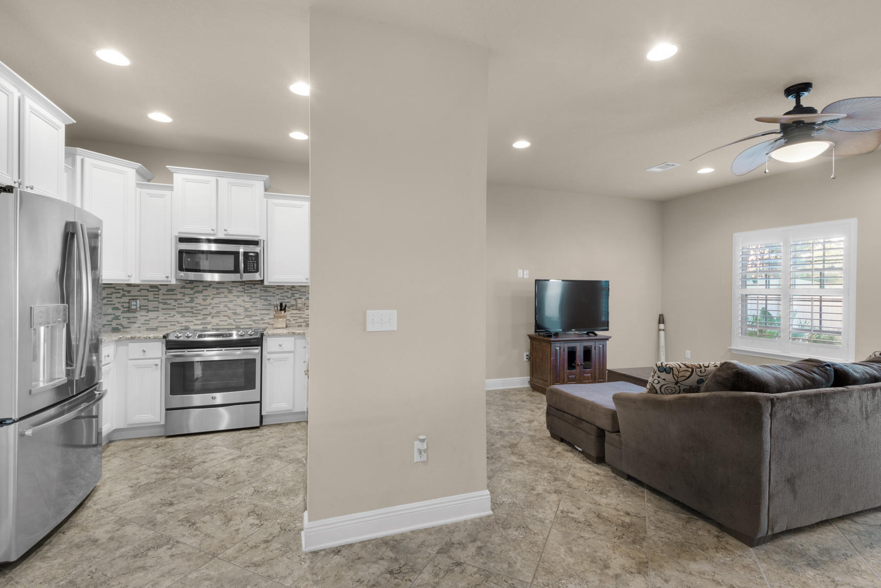 RESERVE POINTE - Residential