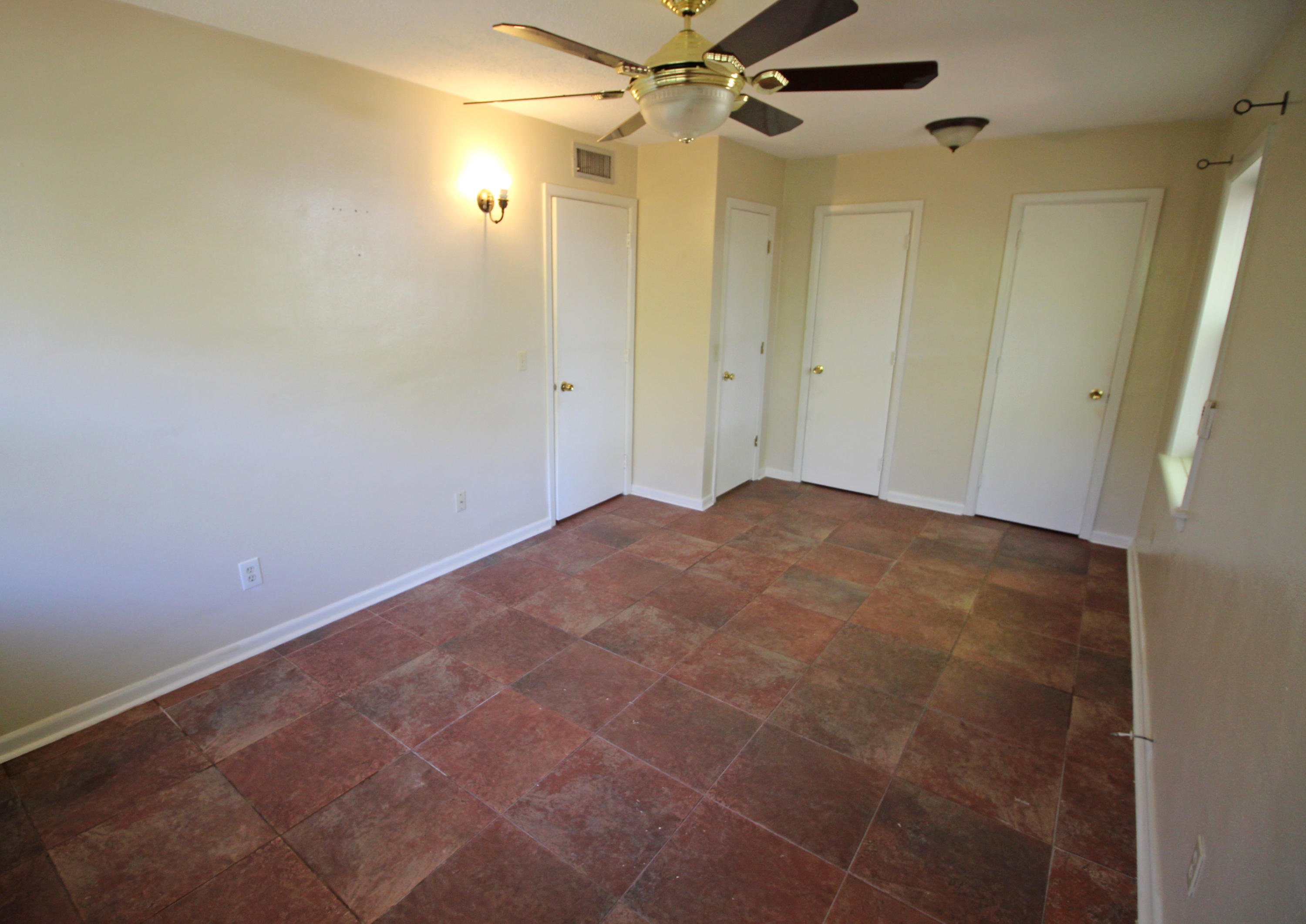 VILLA RUSS PARK - Residential