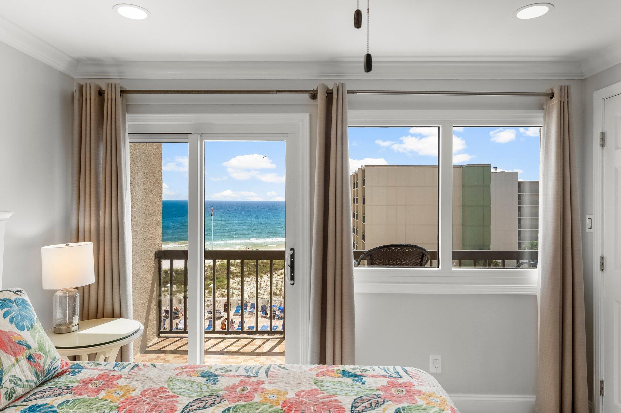 PINNACLE PORT - Residential