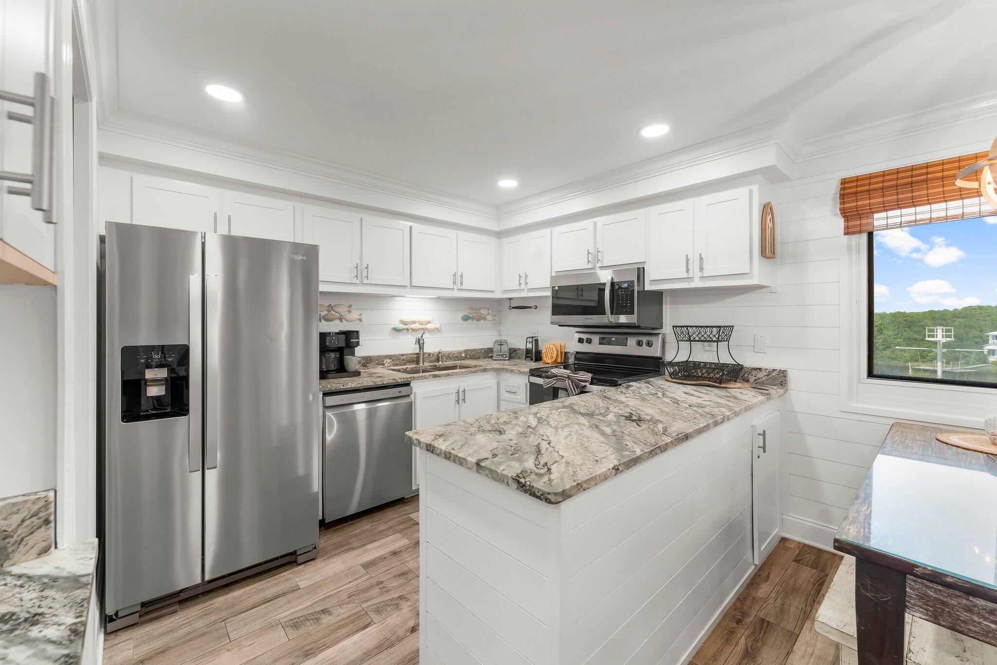 PINNACLE PORT - Residential