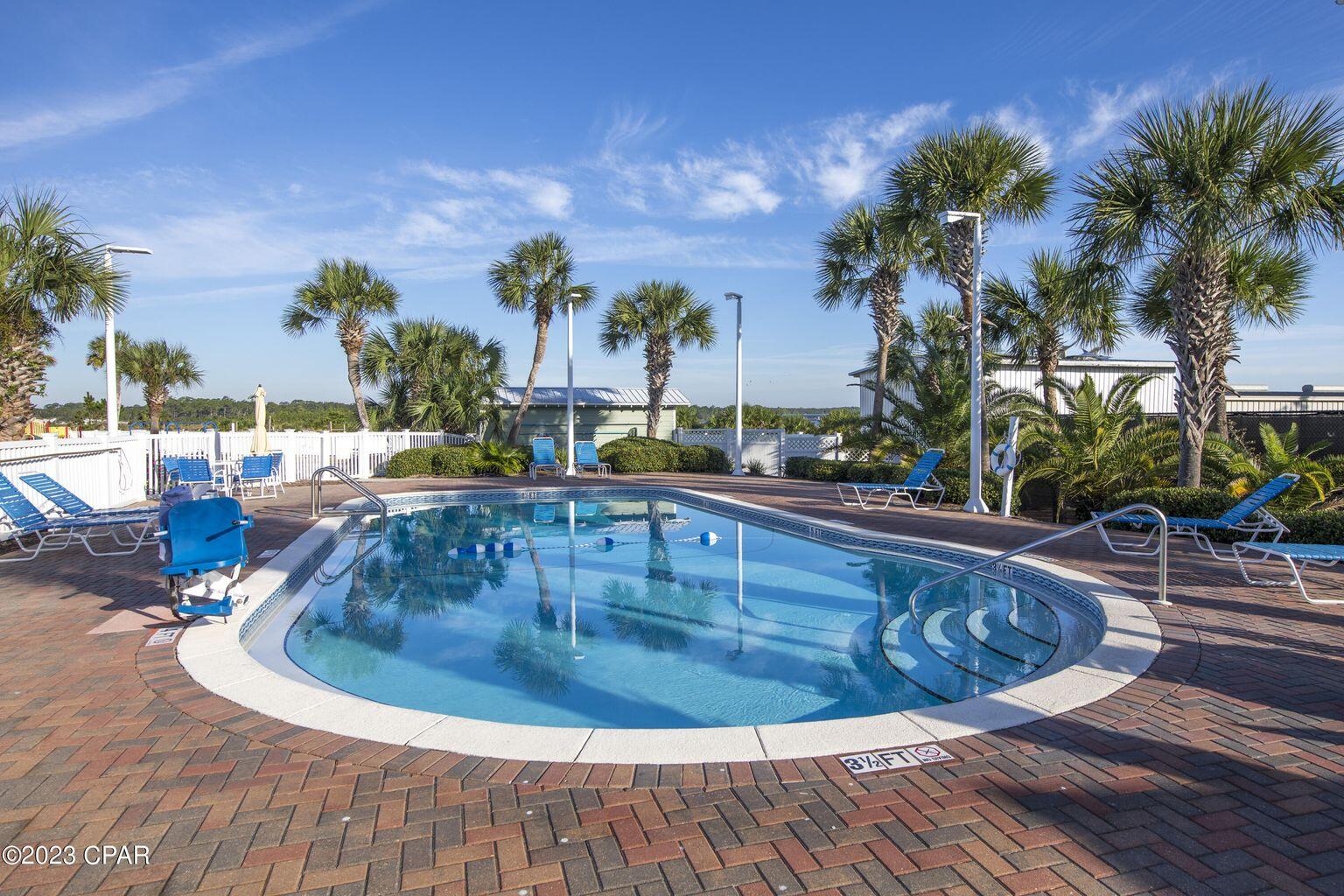 PINNACLE PORT - Residential