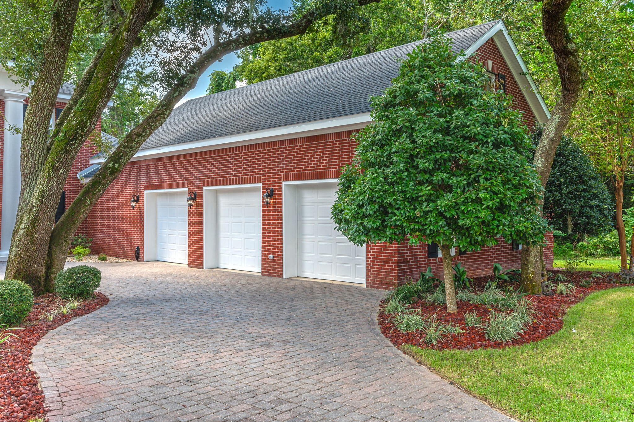 PLANTATION OAKS S/D - Residential