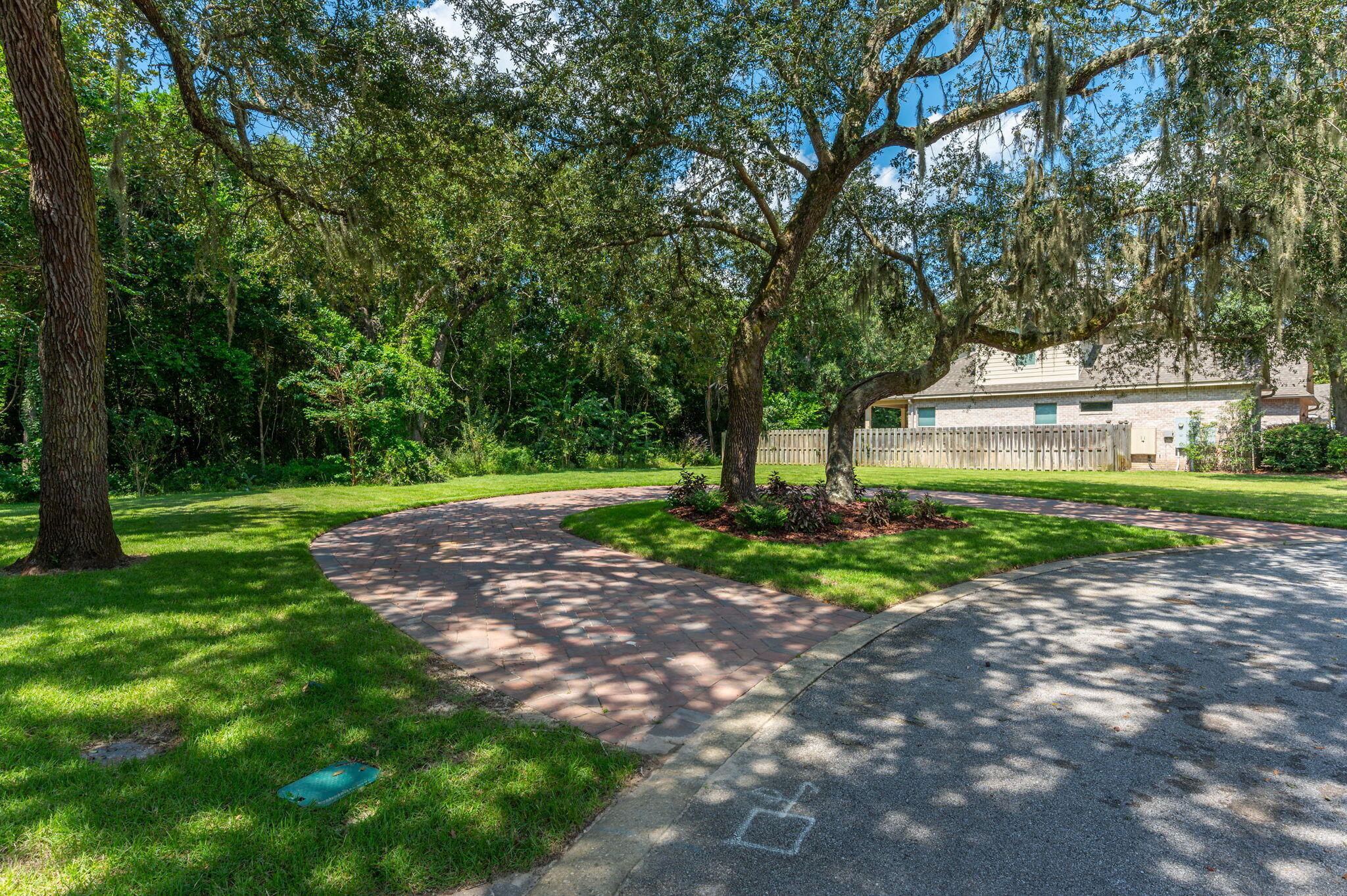 PLANTATION OAKS S/D - Residential