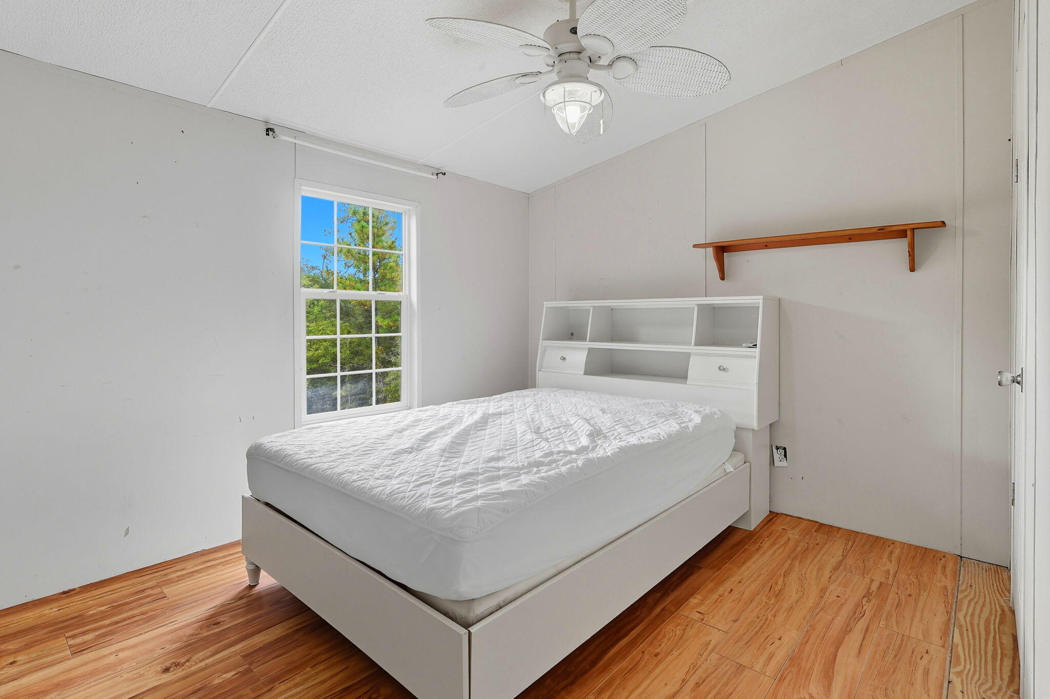 JUNIPER LAKE ESTATES - Residential