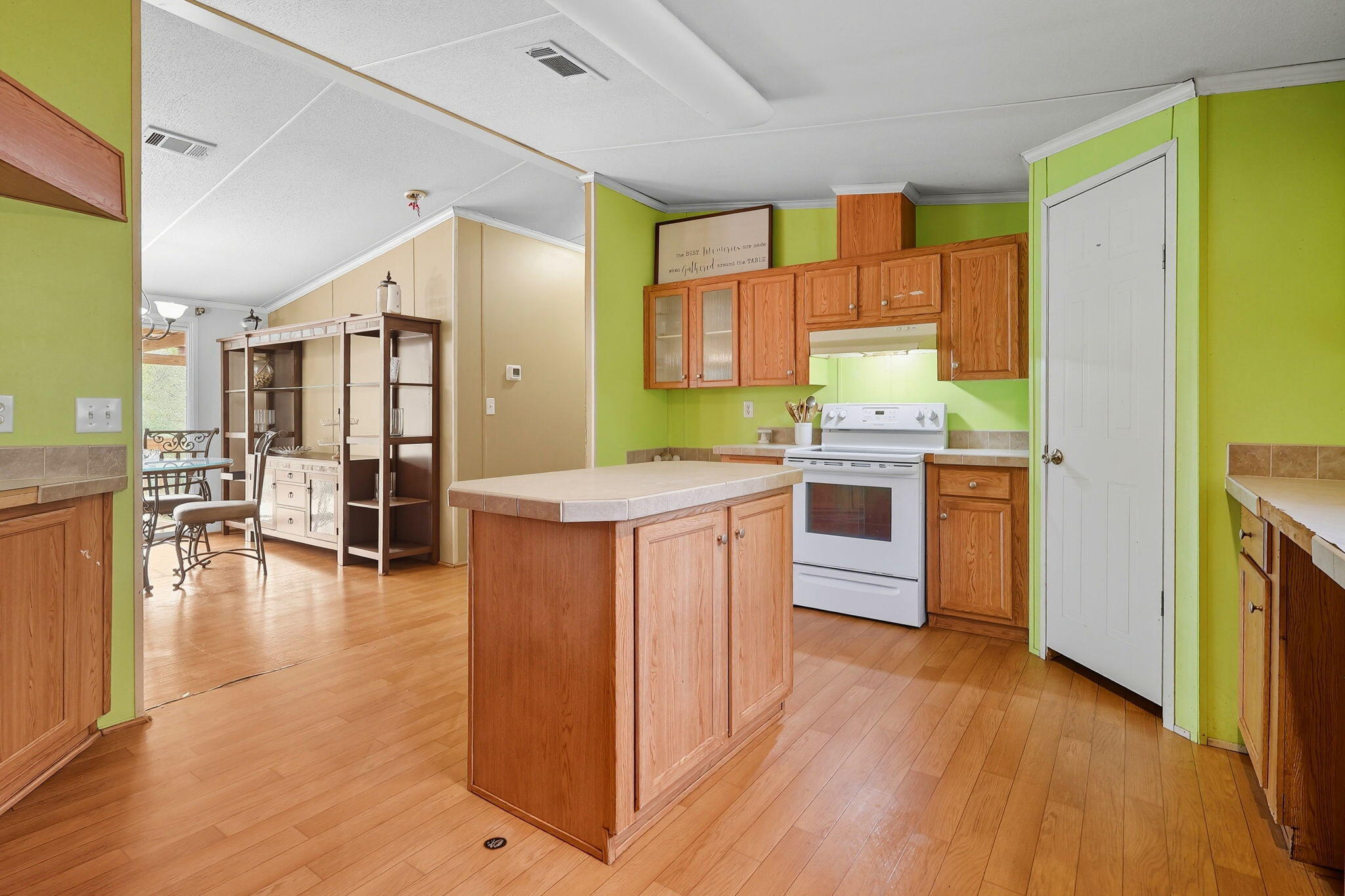 JUNIPER LAKE ESTATES - Residential
