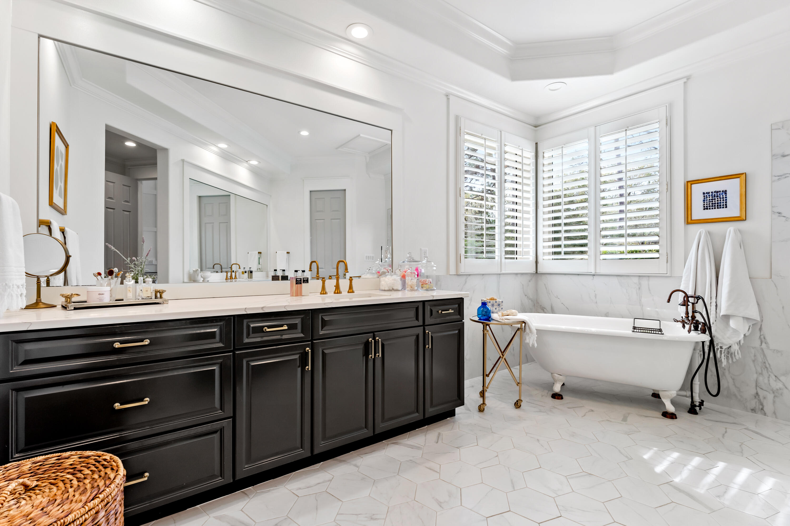 REGATTA BAY - Residential