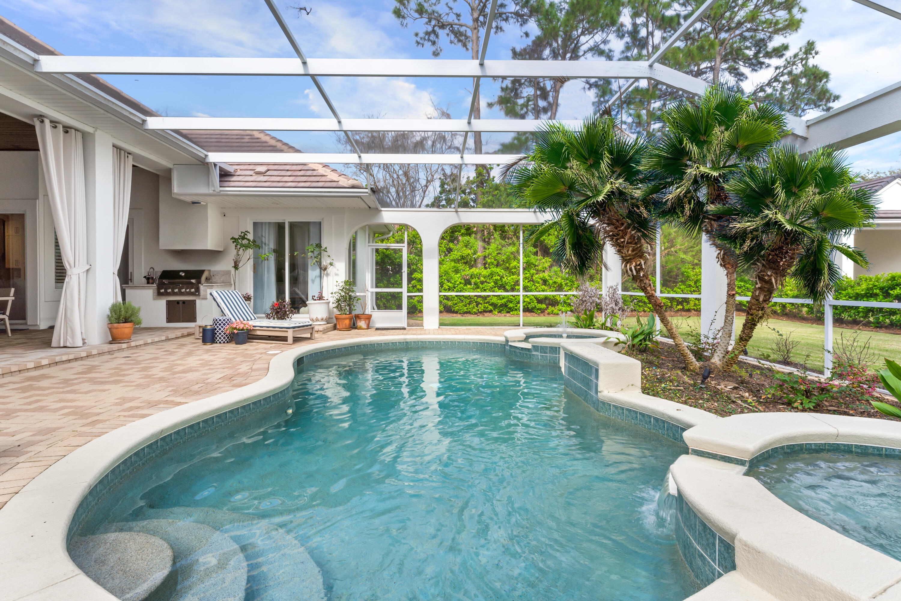 REGATTA BAY - Residential