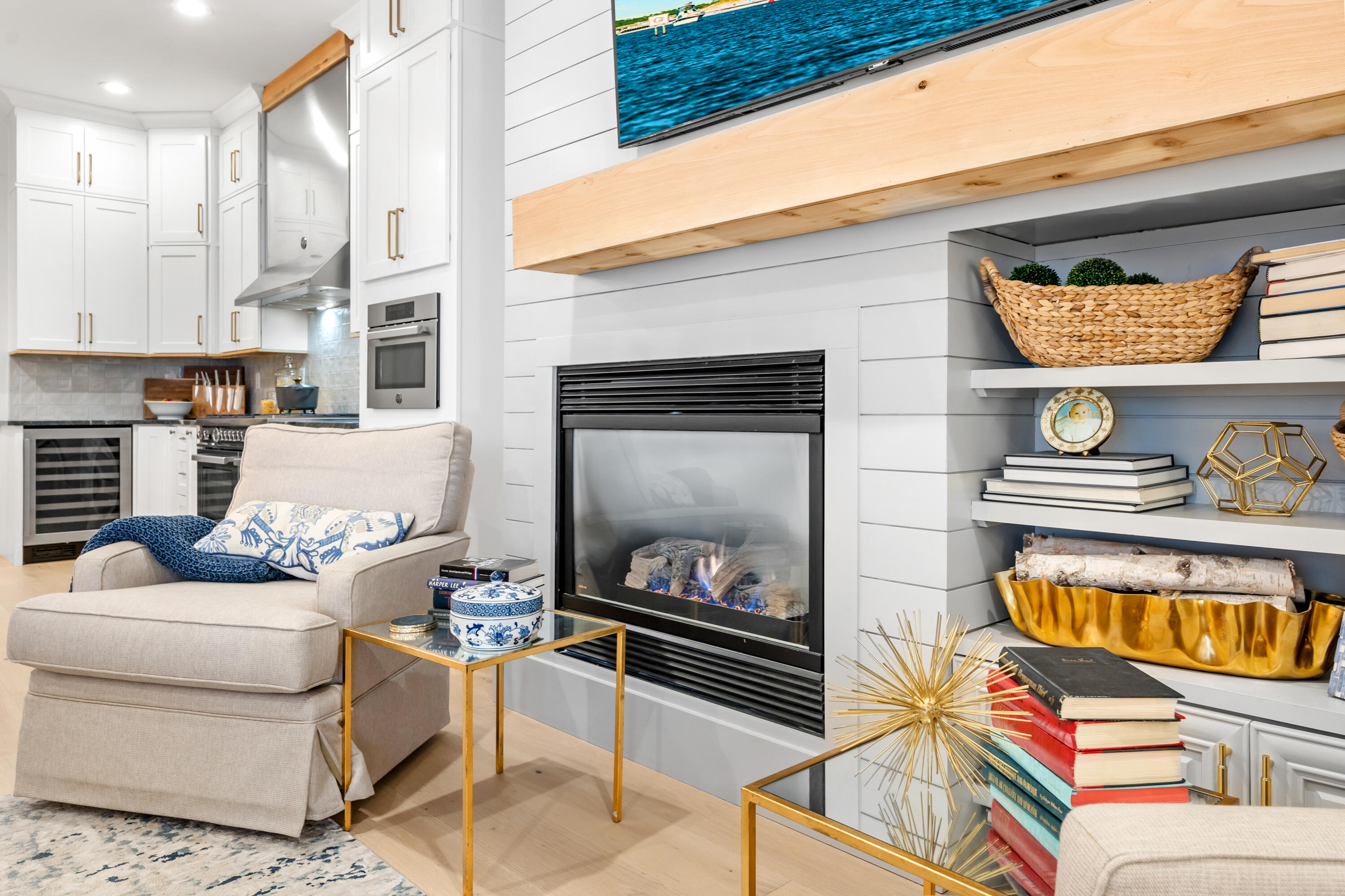 REGATTA BAY - Residential